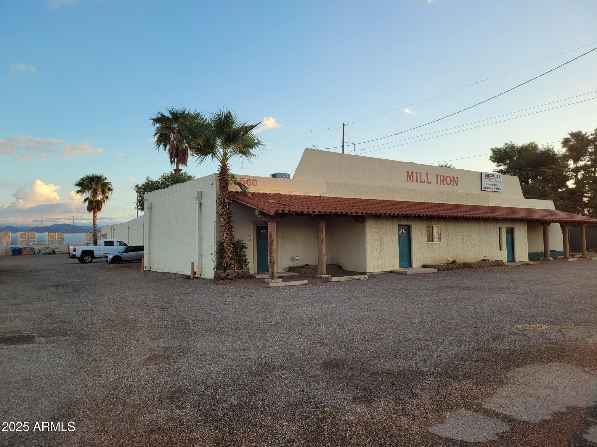 25560 W MC 85 — photo
