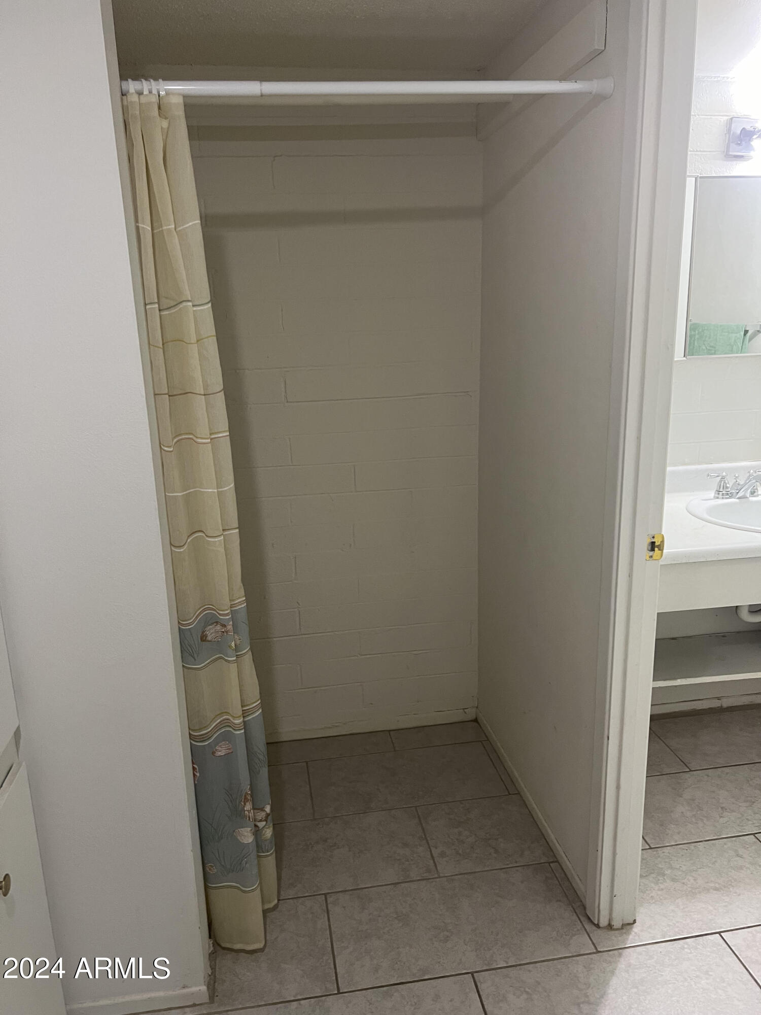 2604 W Berridge Lane C103 — photo