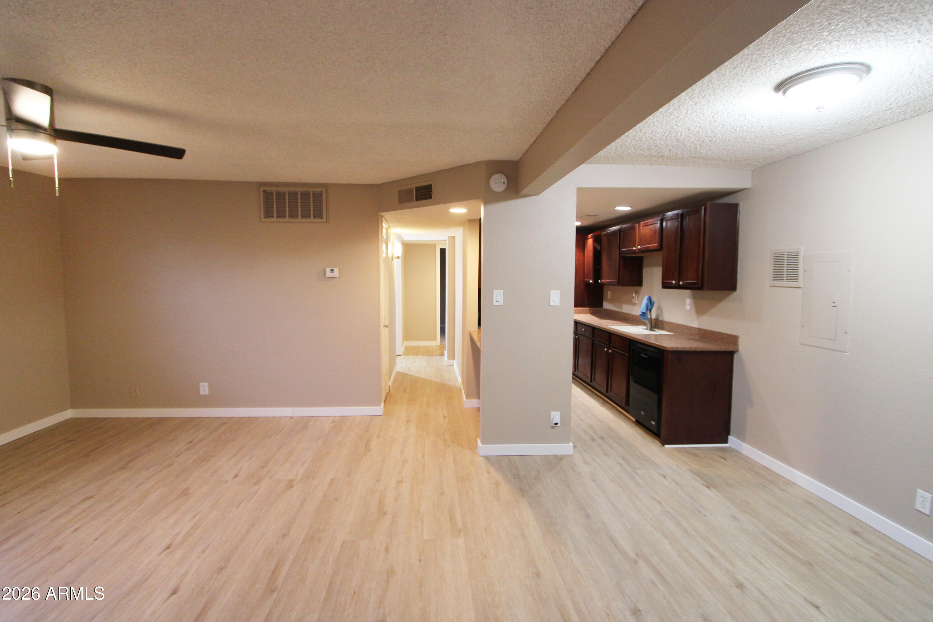 424 W Brown Road 105 — photo