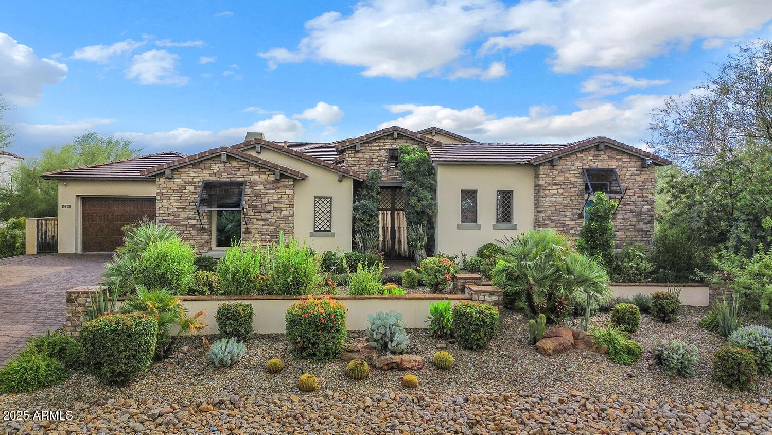 5413 E Juniper Canyon Drive — photo