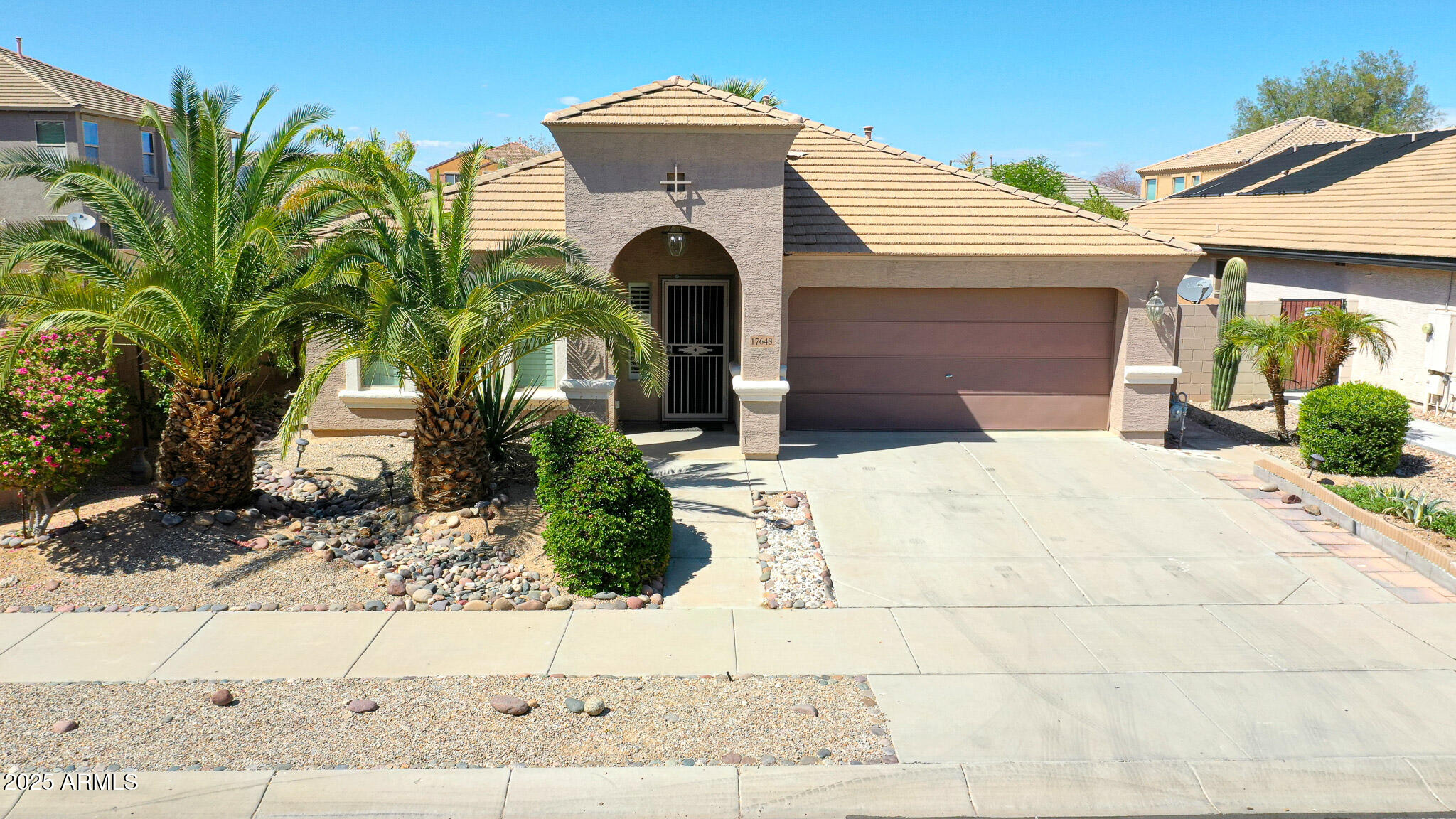 17648 W Voltaire Street — photo