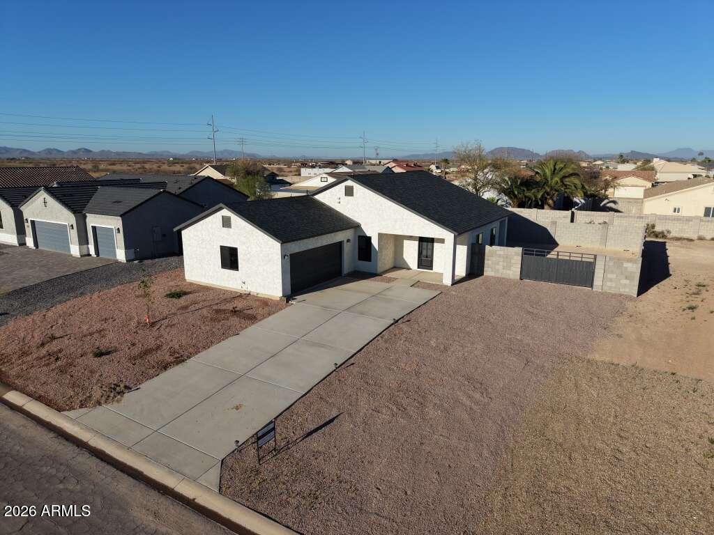 15988 S Yava Road — photo
