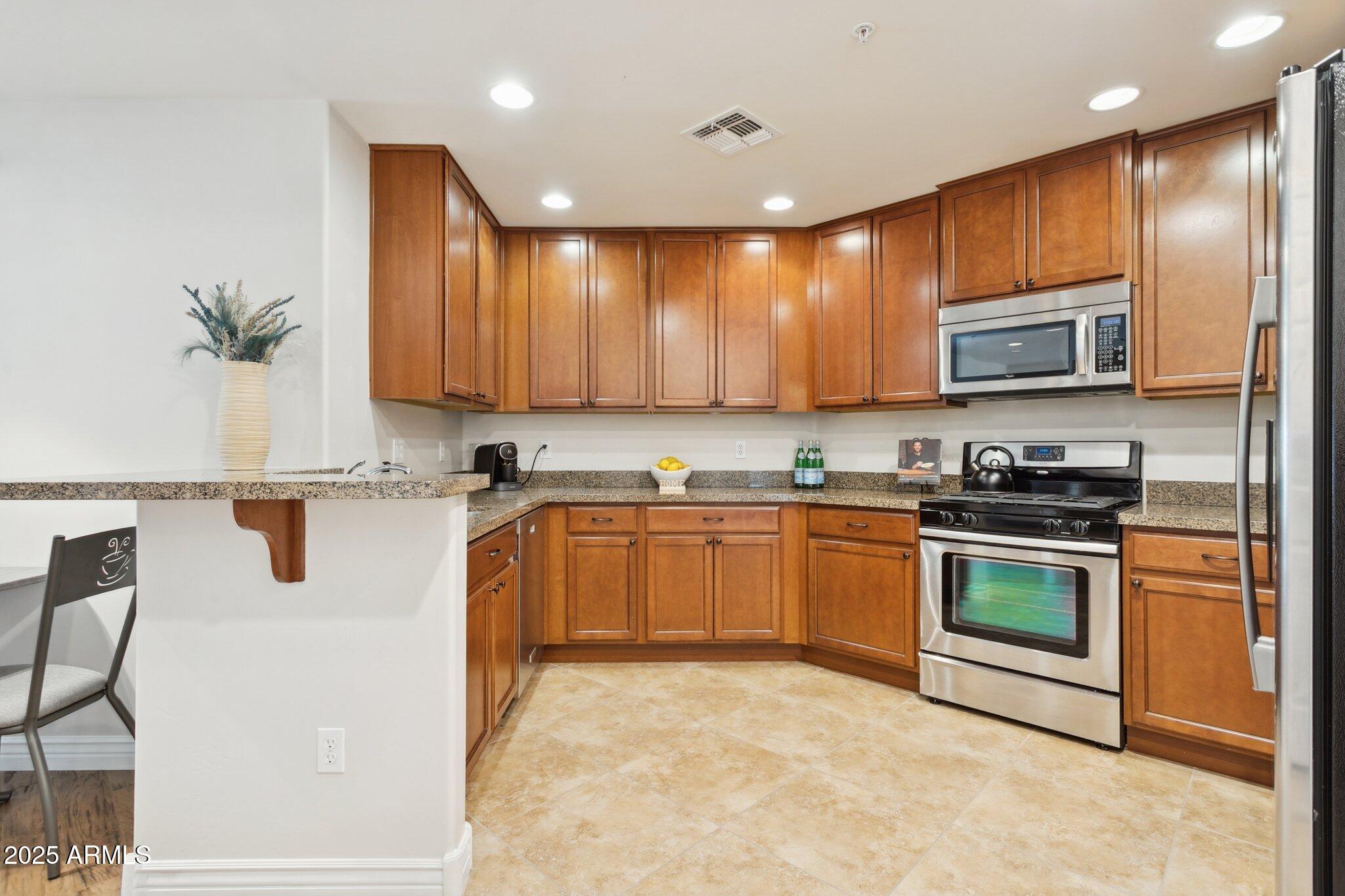 5350 E Deer Valley Drive 4267 — photo