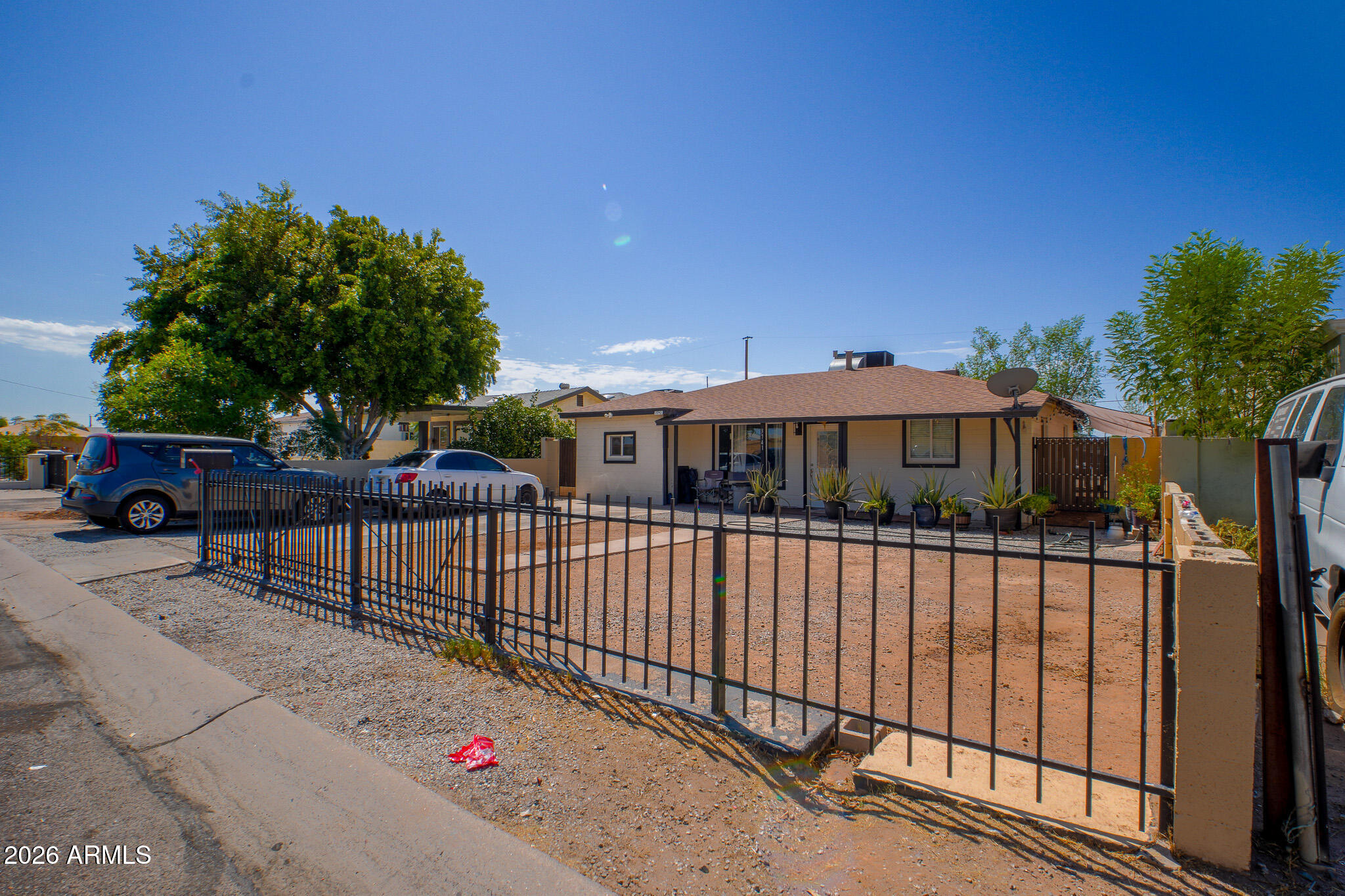 3741 W Moreland Street — photo