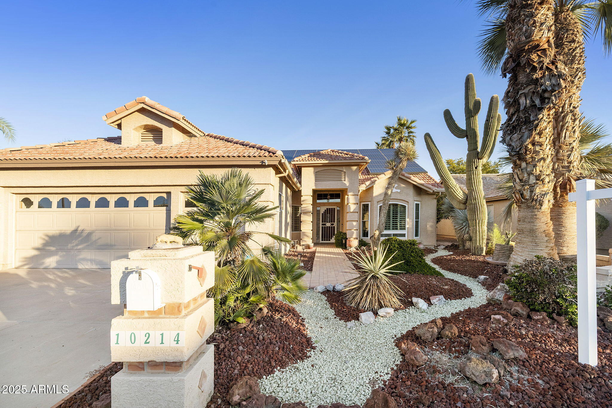10214 E Coopers Hawk Drive — photo
