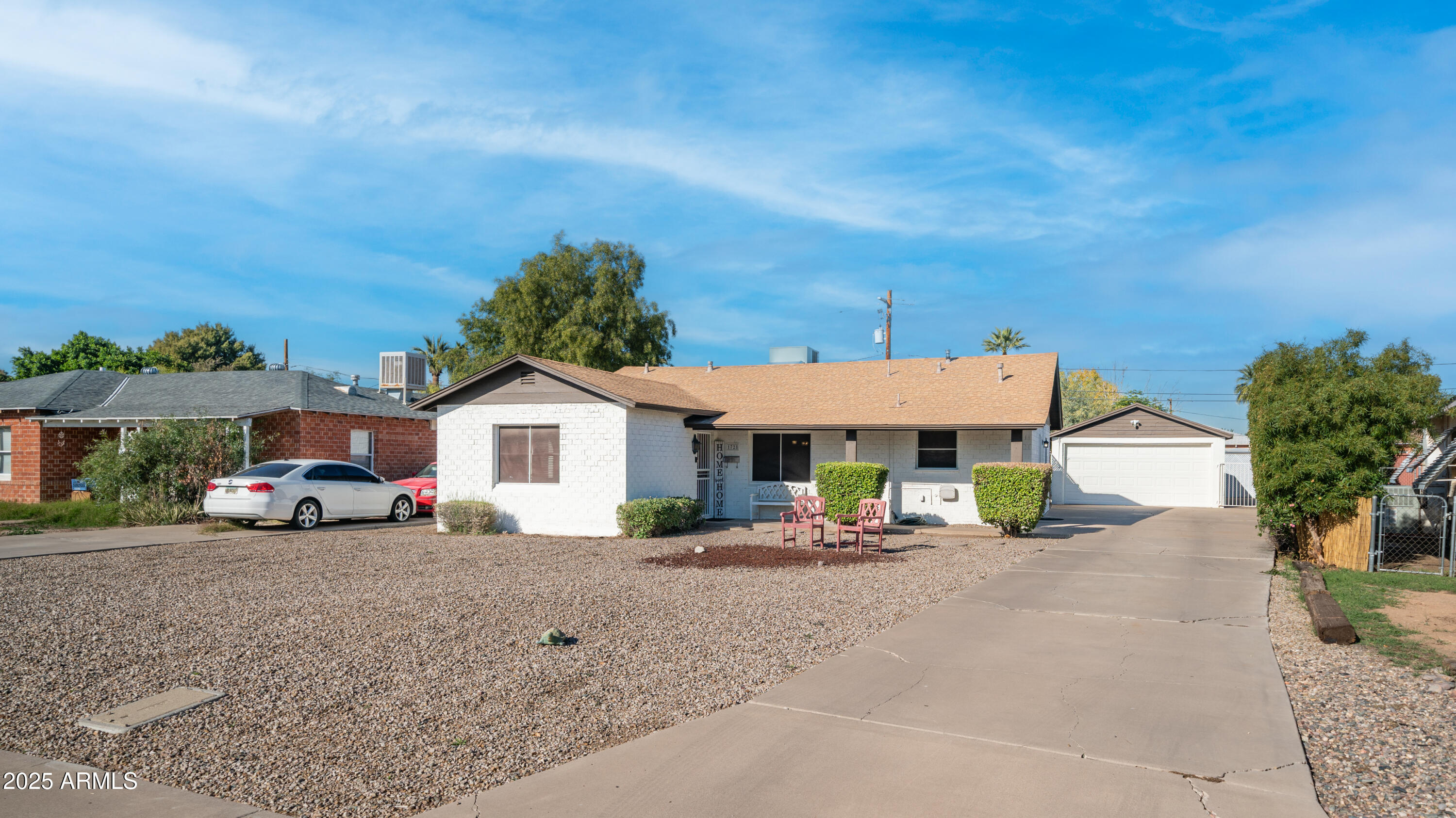 1728 W Avalon Drive — photo