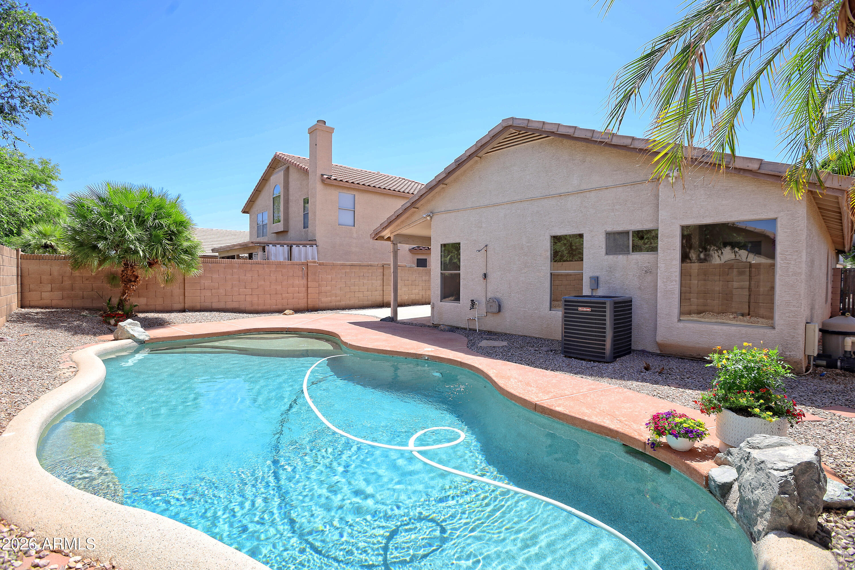 670 E Kyle Drive — photo