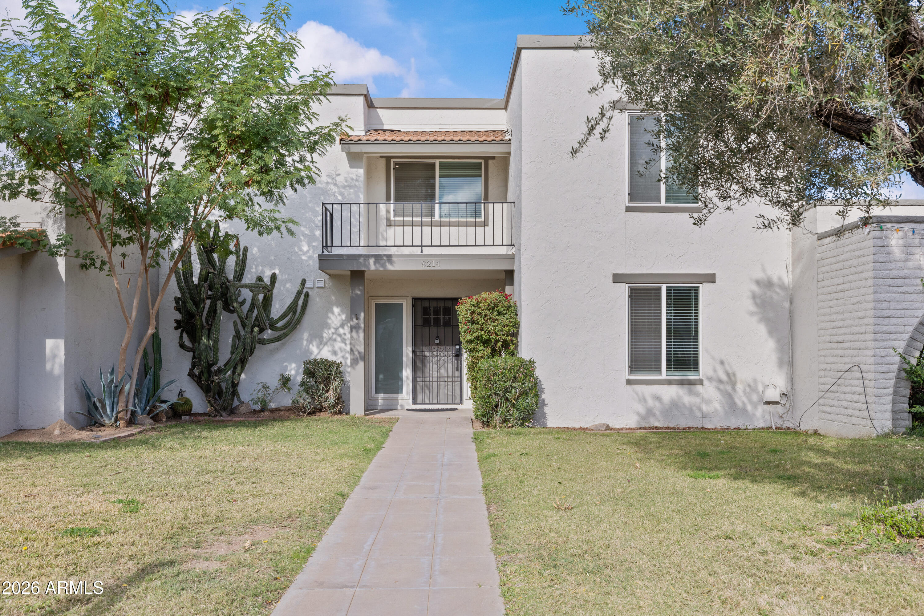 8214 E McDonald Drive — photo