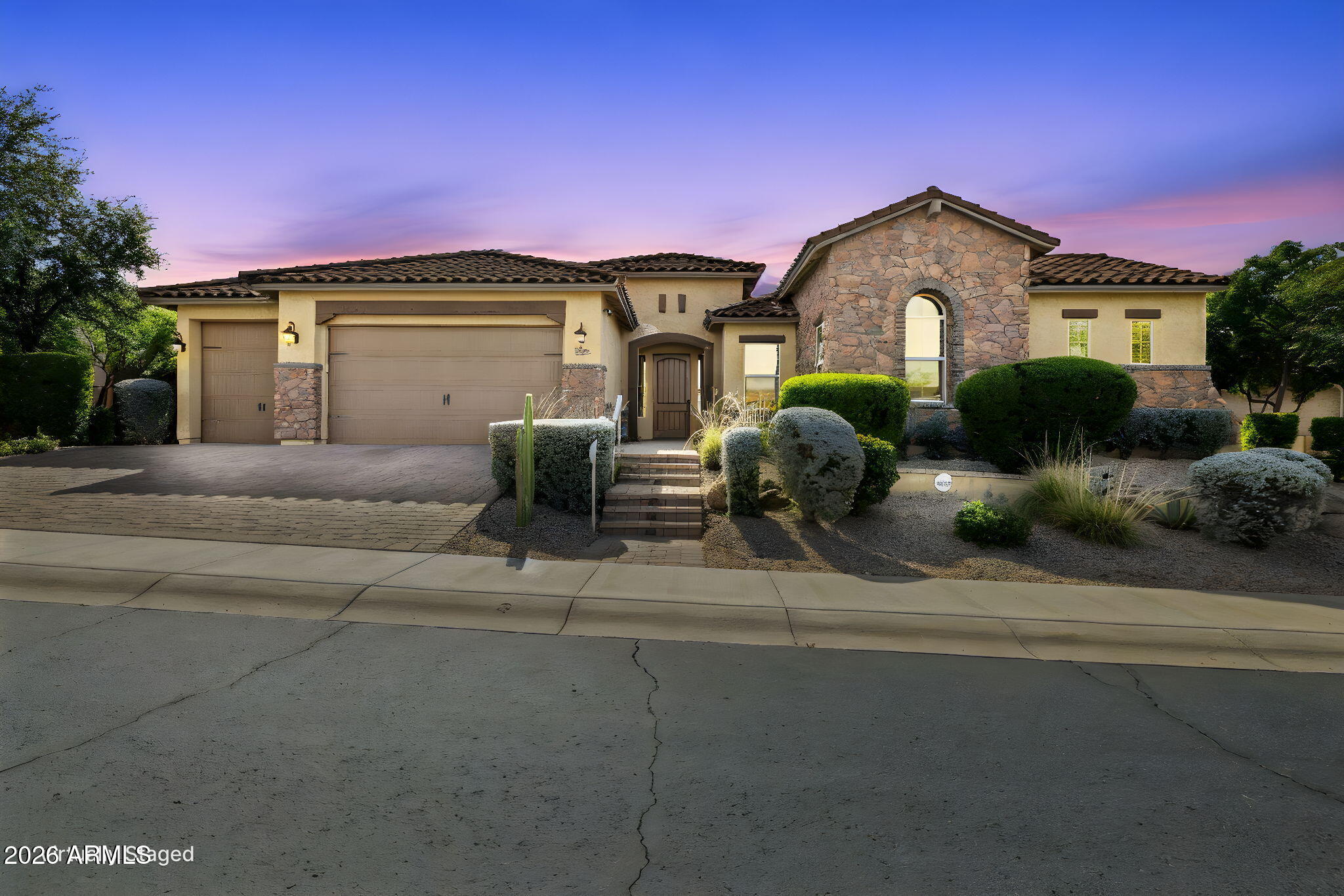 5907 E Calle de Las Estrellas — photo
