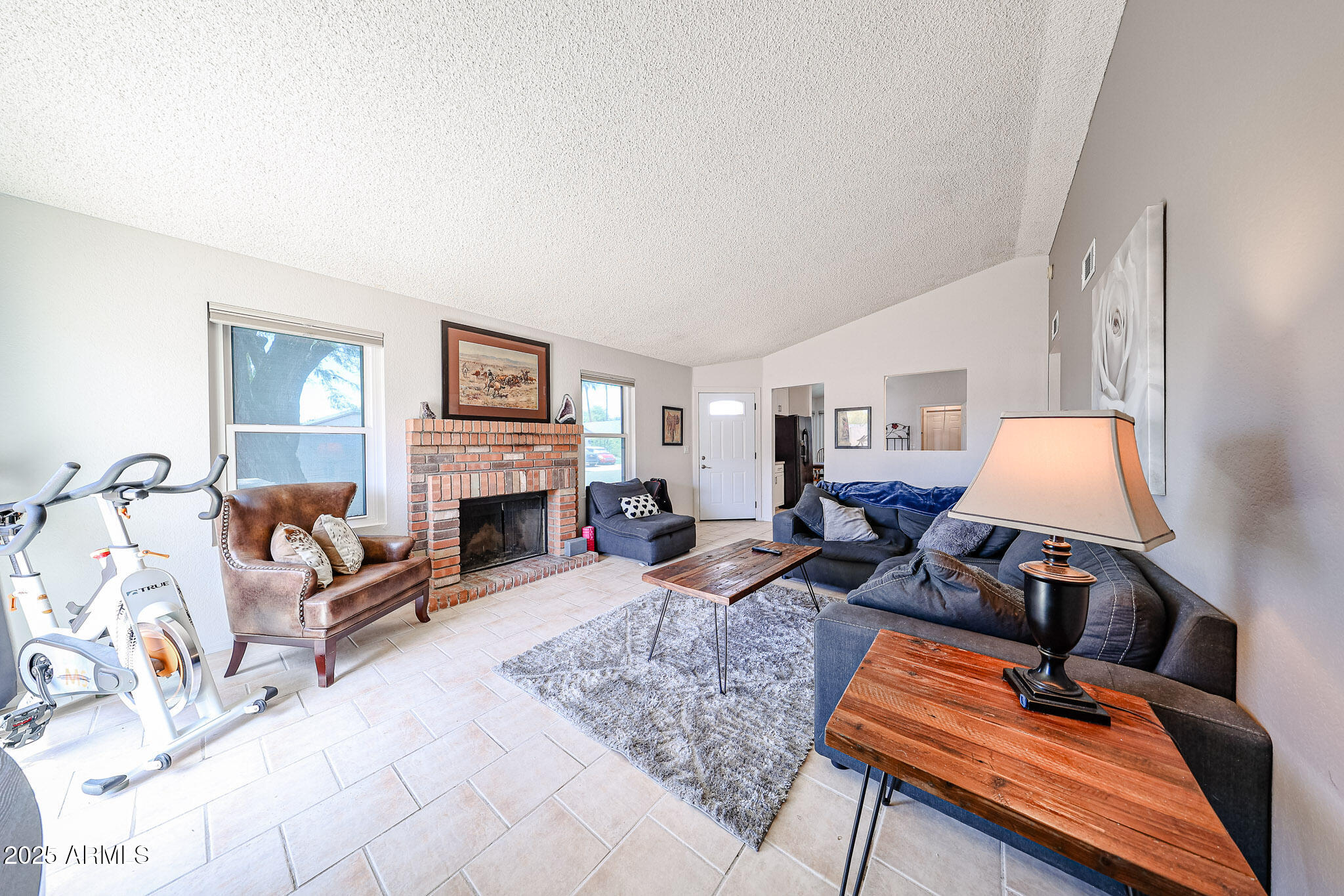 8521 W Mauna Loa Lane — photo