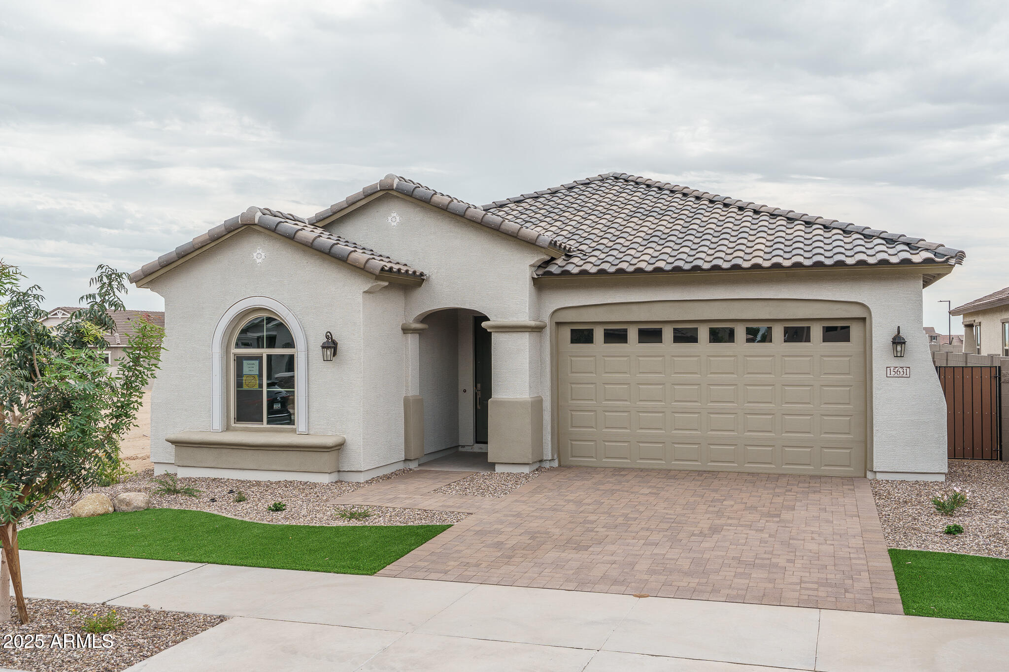 15631 W Georgia Drive — photo