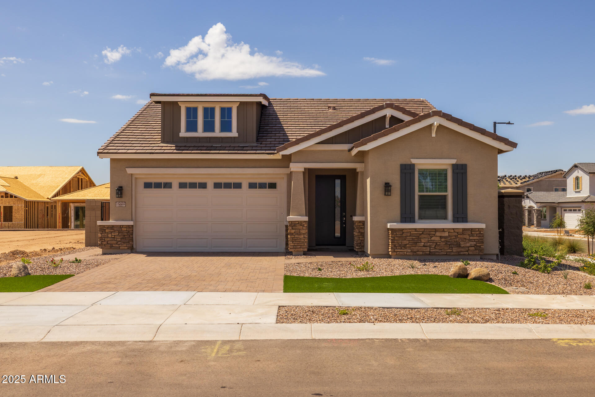 15669 W Georgia Drive — photo