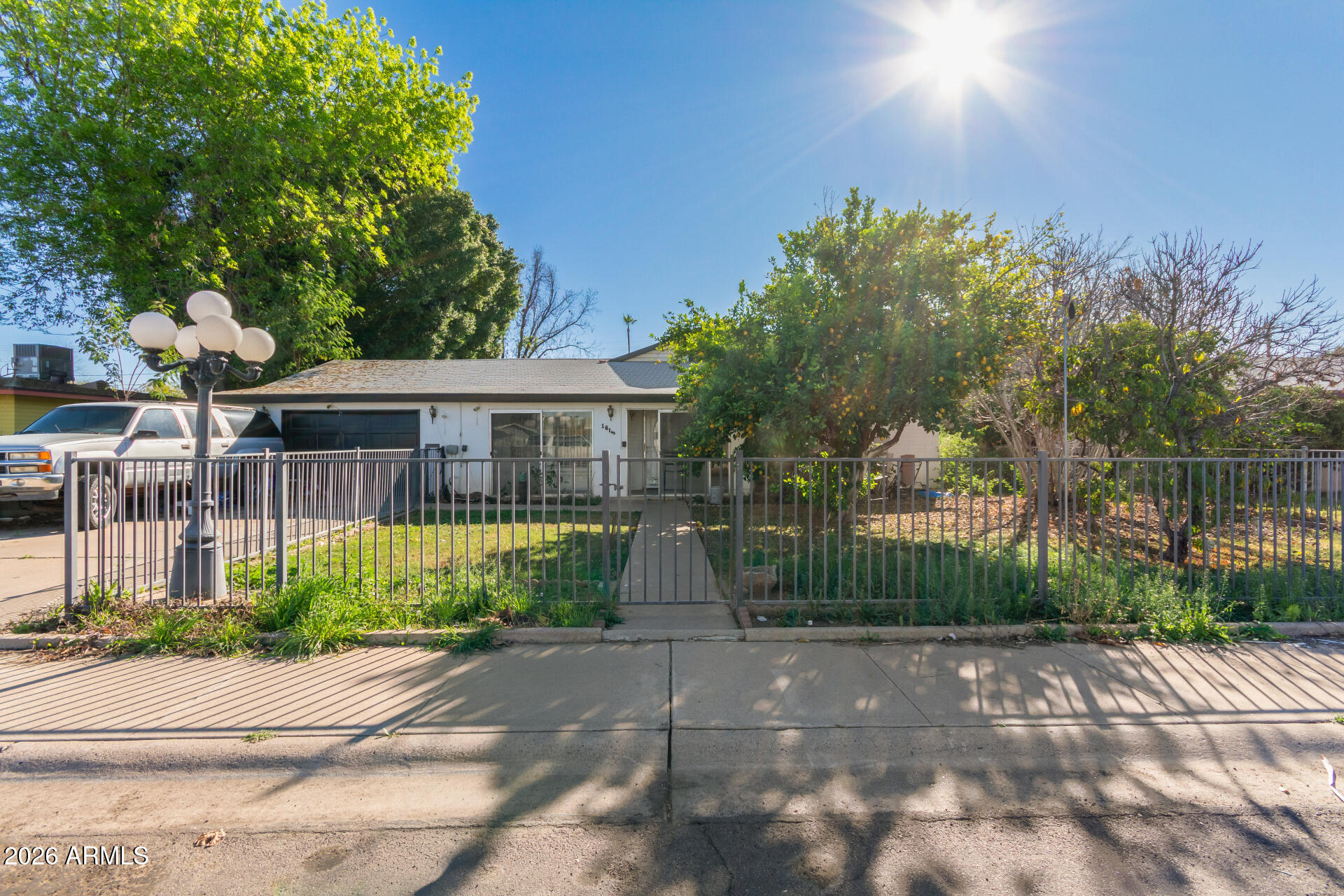 1615 E Hudson Drive — photo