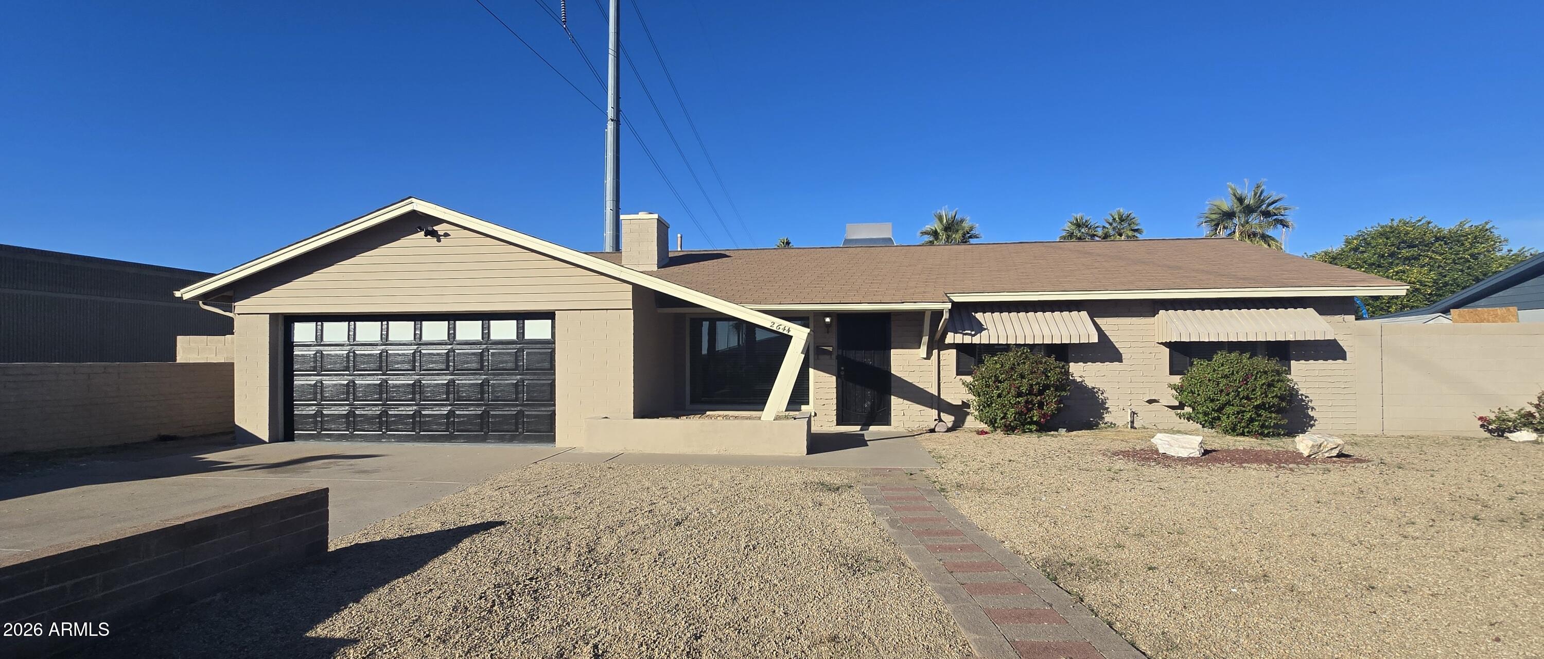 2644 W Corrine Drive — photo