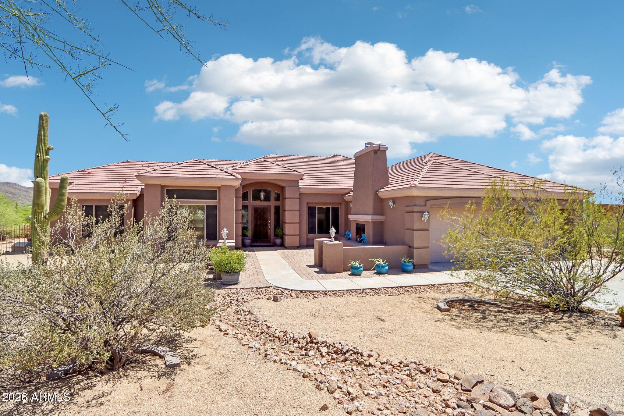 3019 W Carriage Drive — photo