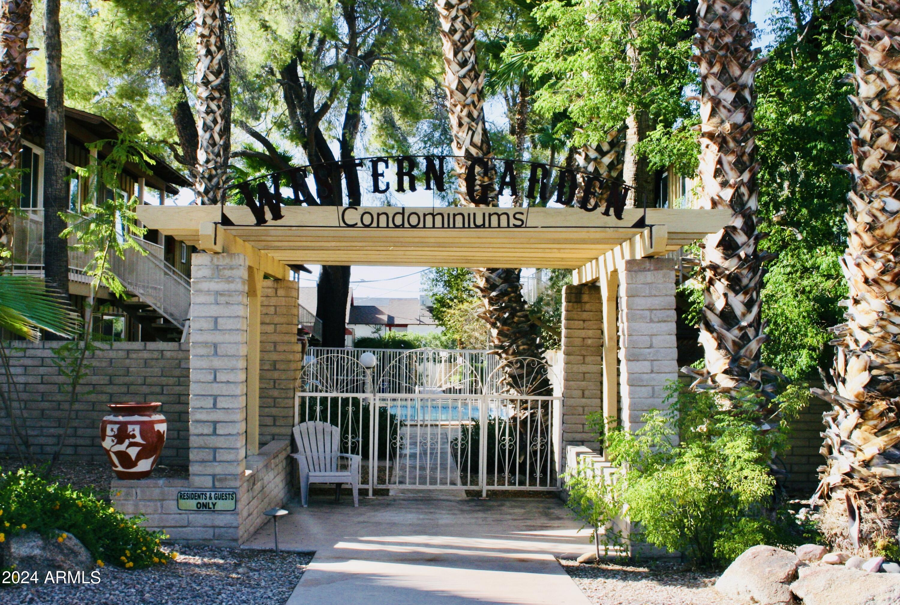 90 W Yavapai Street 8 — photo