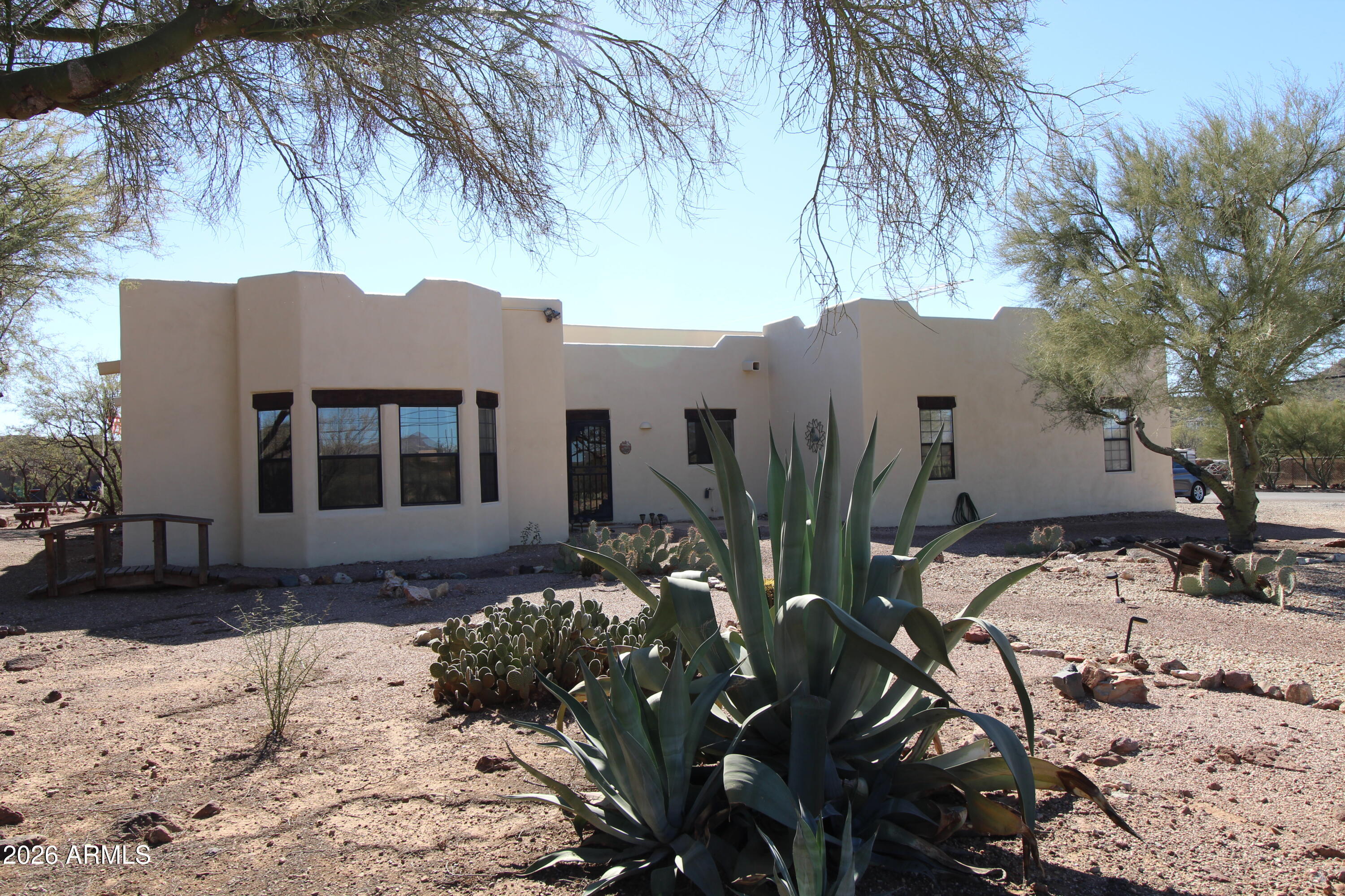 1405 E Circle Mountain Road — photo