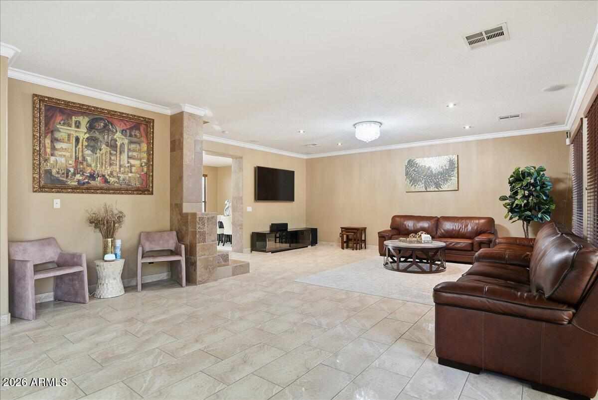 2414 W Florentine Road — photo