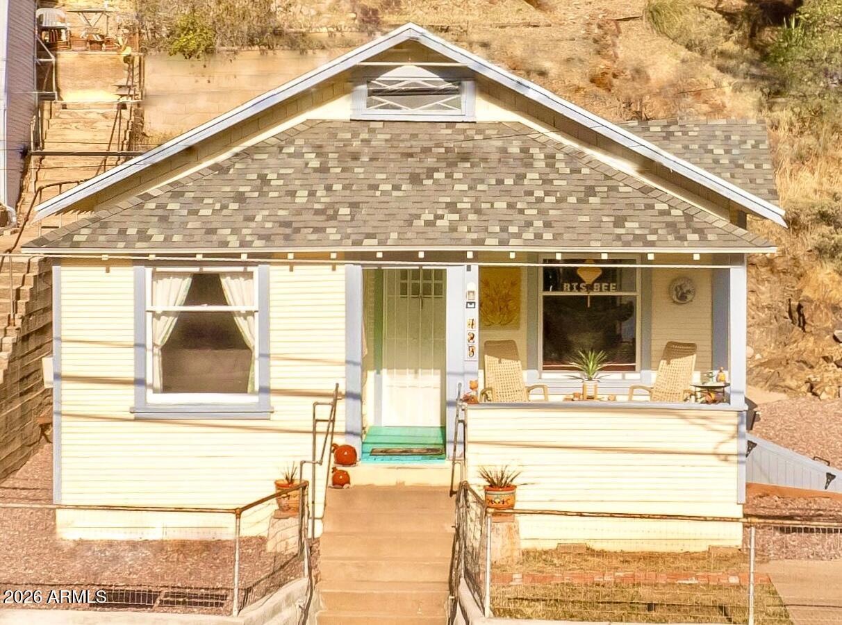 725 Tombstone Canyon — photo