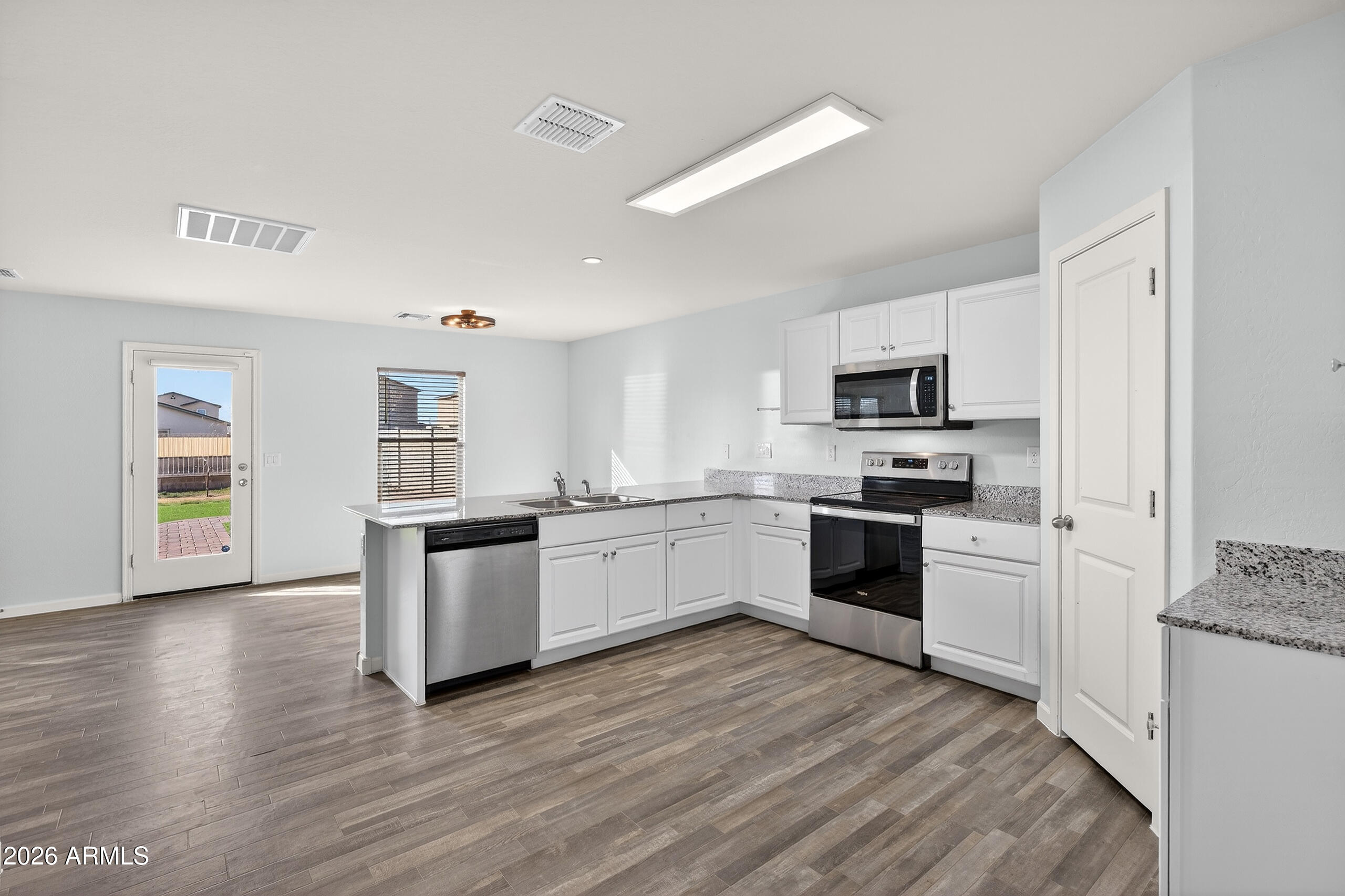 117 W Taylor Avenue — photo
