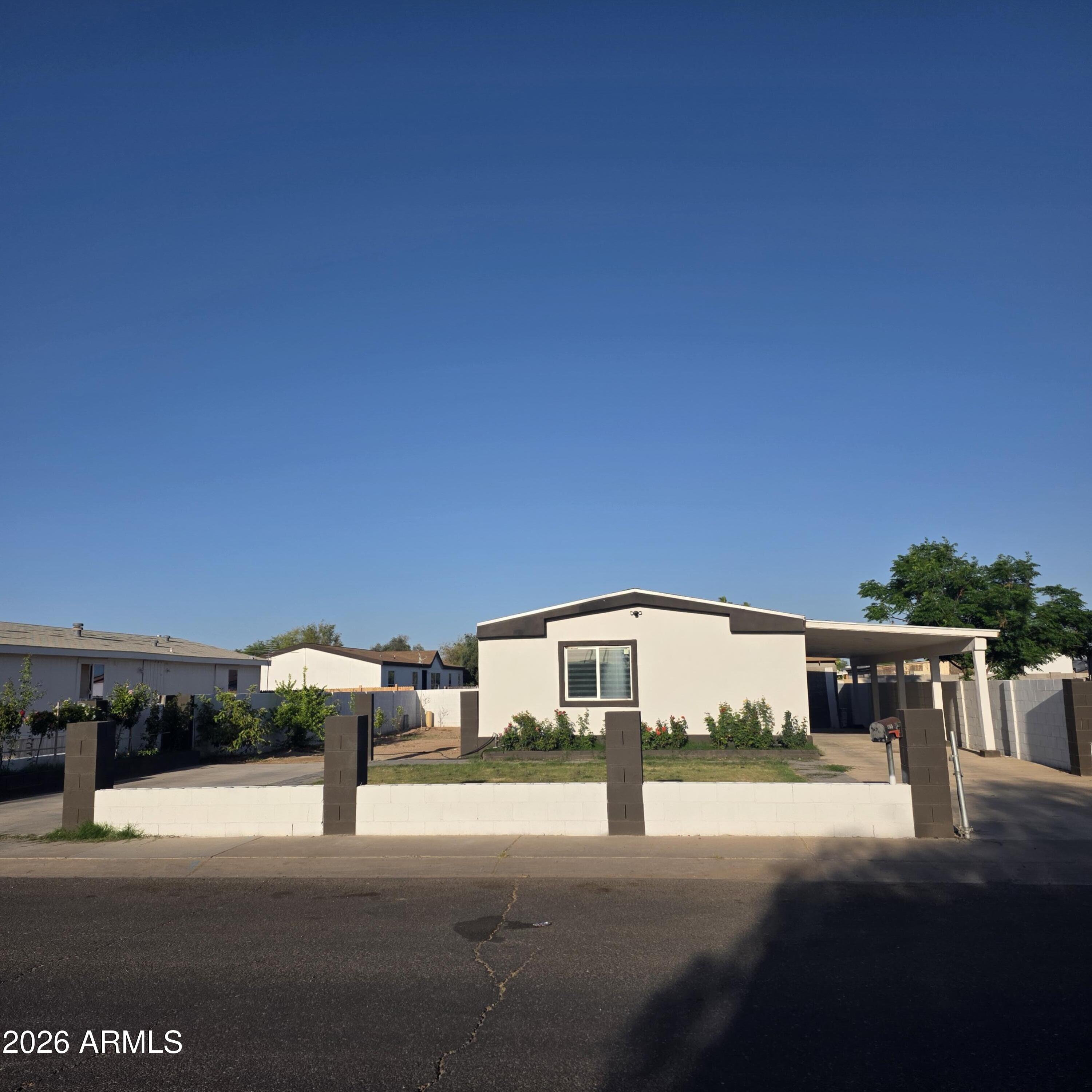 1105 S Frost Lane S — photo