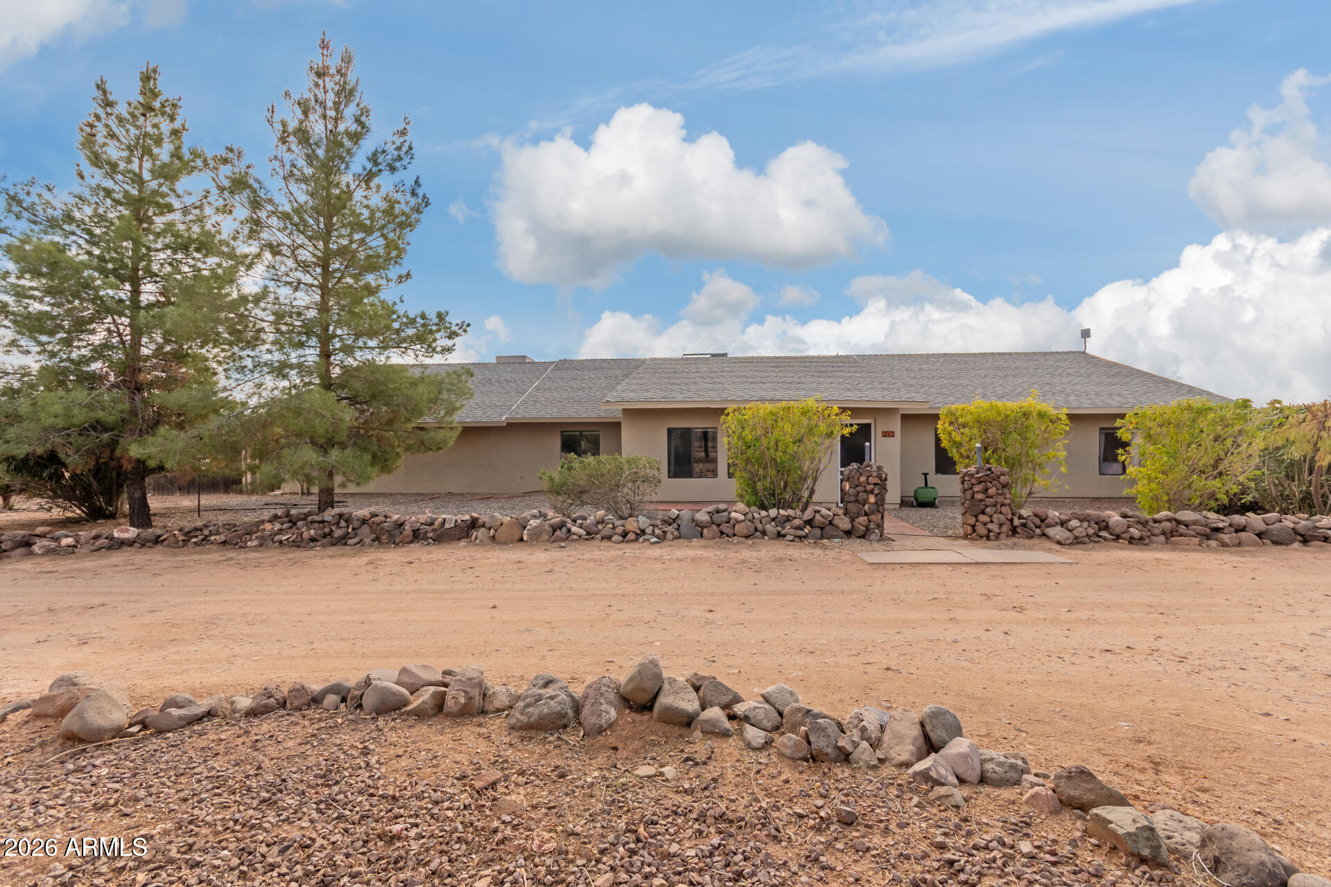 313 W Saddle Mountain Road — photo