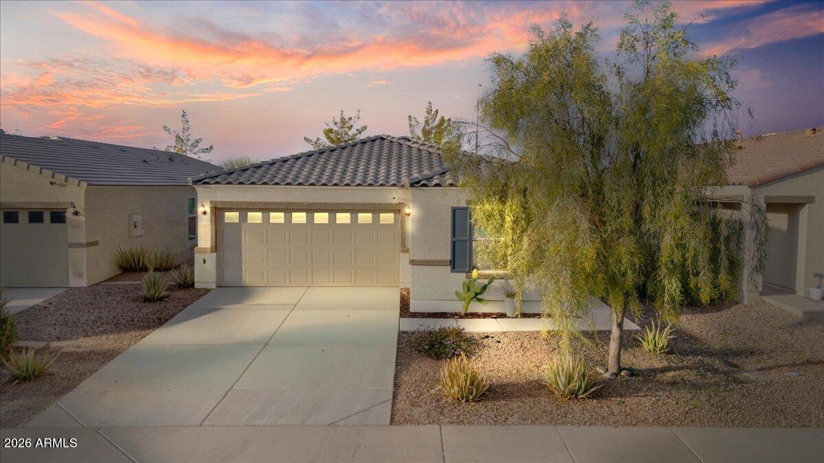 1400 W Pima Avenue — photo
