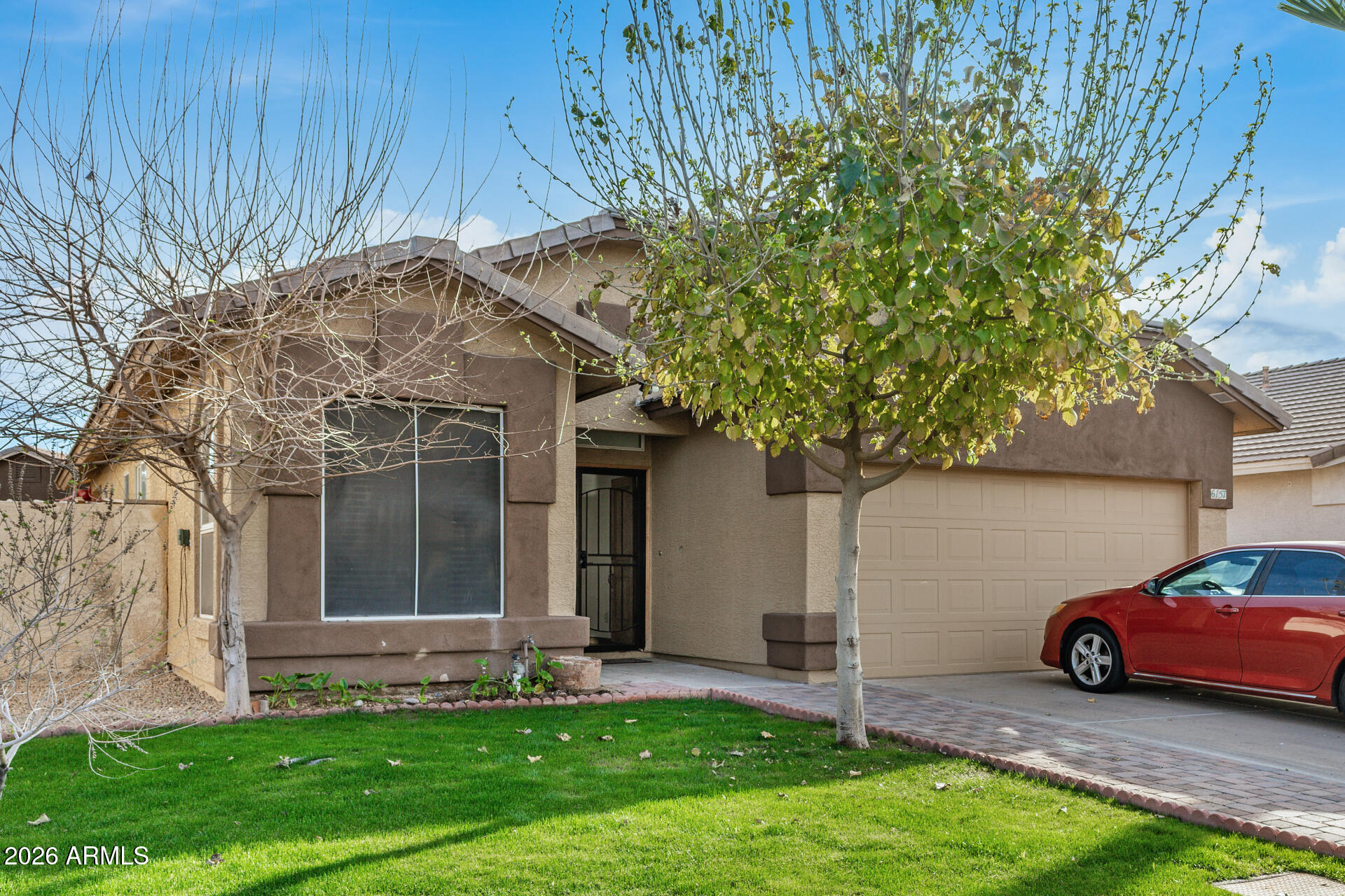 6157 W Echo Lane — photo