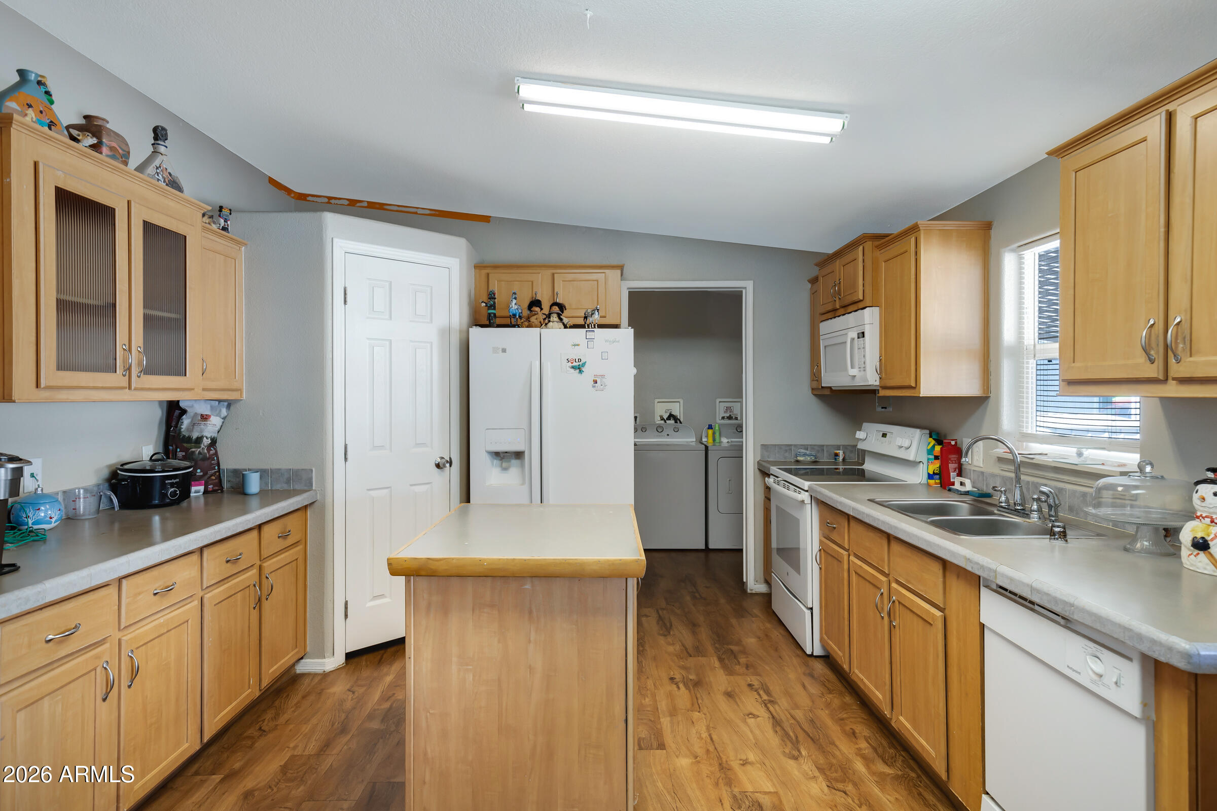 2200 N Delaware Drive 76 — photo