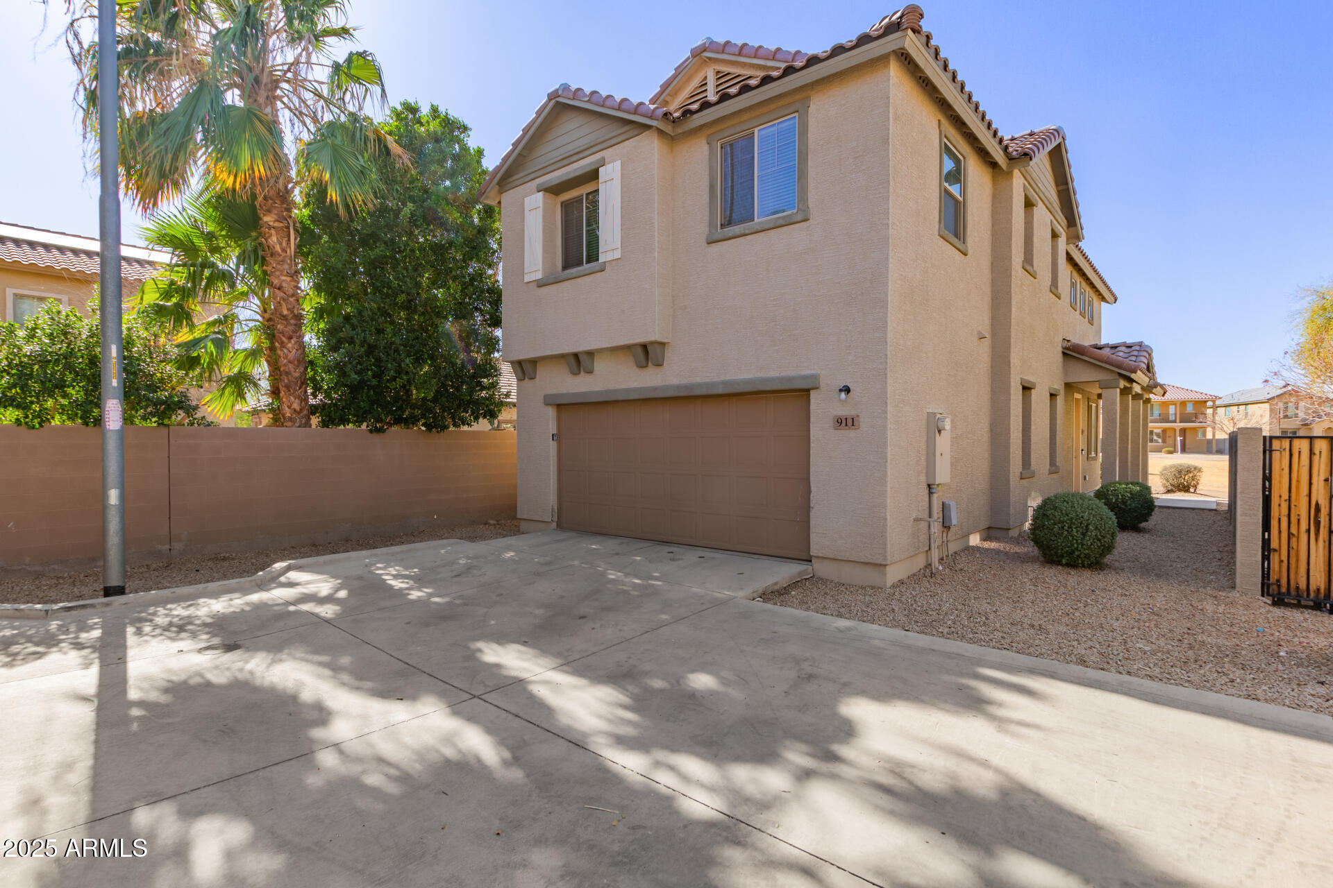 911 E Agua Fria Lane — photo