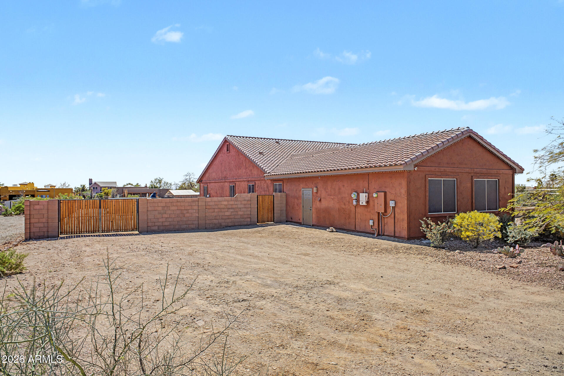 5107 E 14th Avenue, Apache Junction, AZ 85119 — photo 2