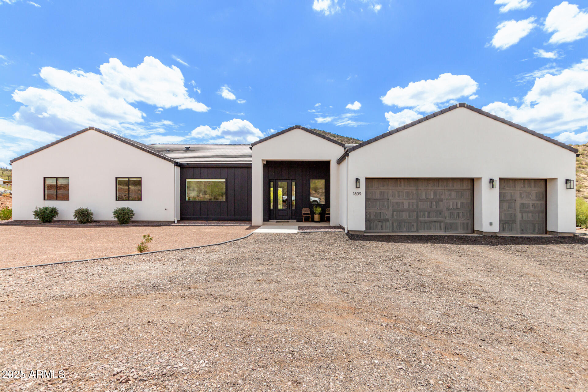 1809 E Mariola Way — photo