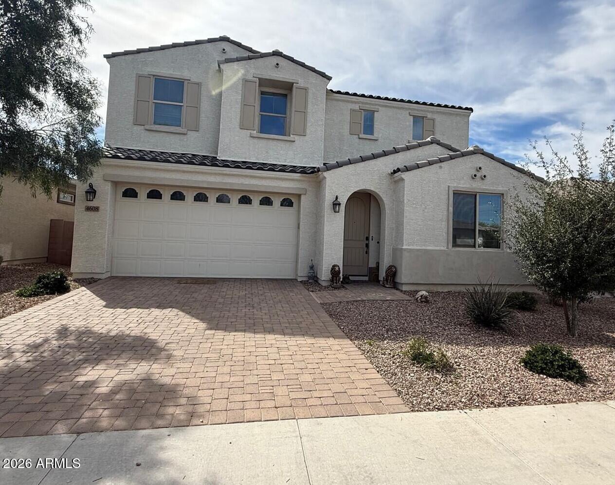 4608 S 118th Drive — photo