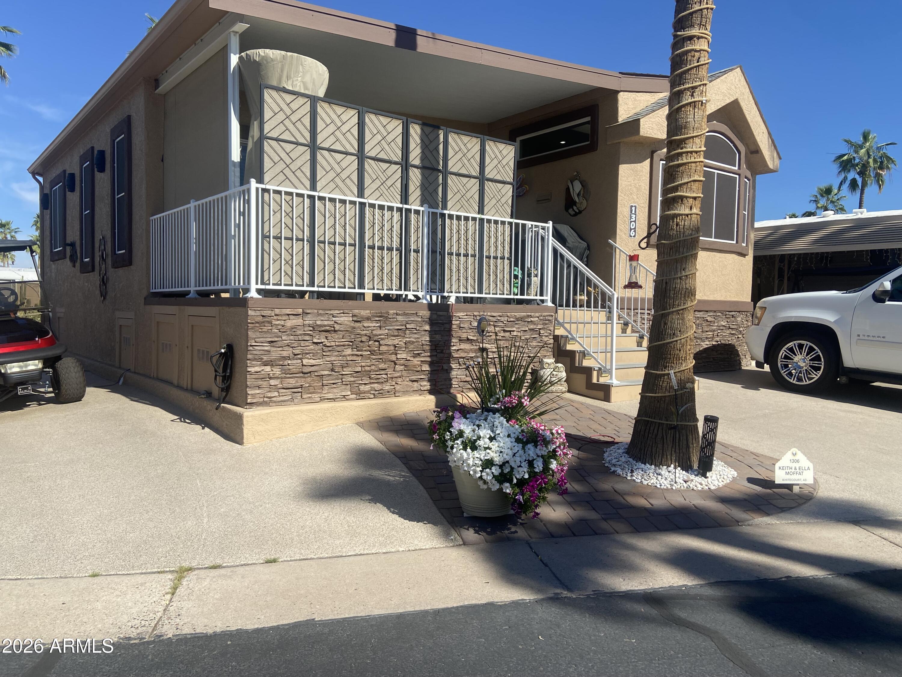 1306 W Chesapeake Drive — photo