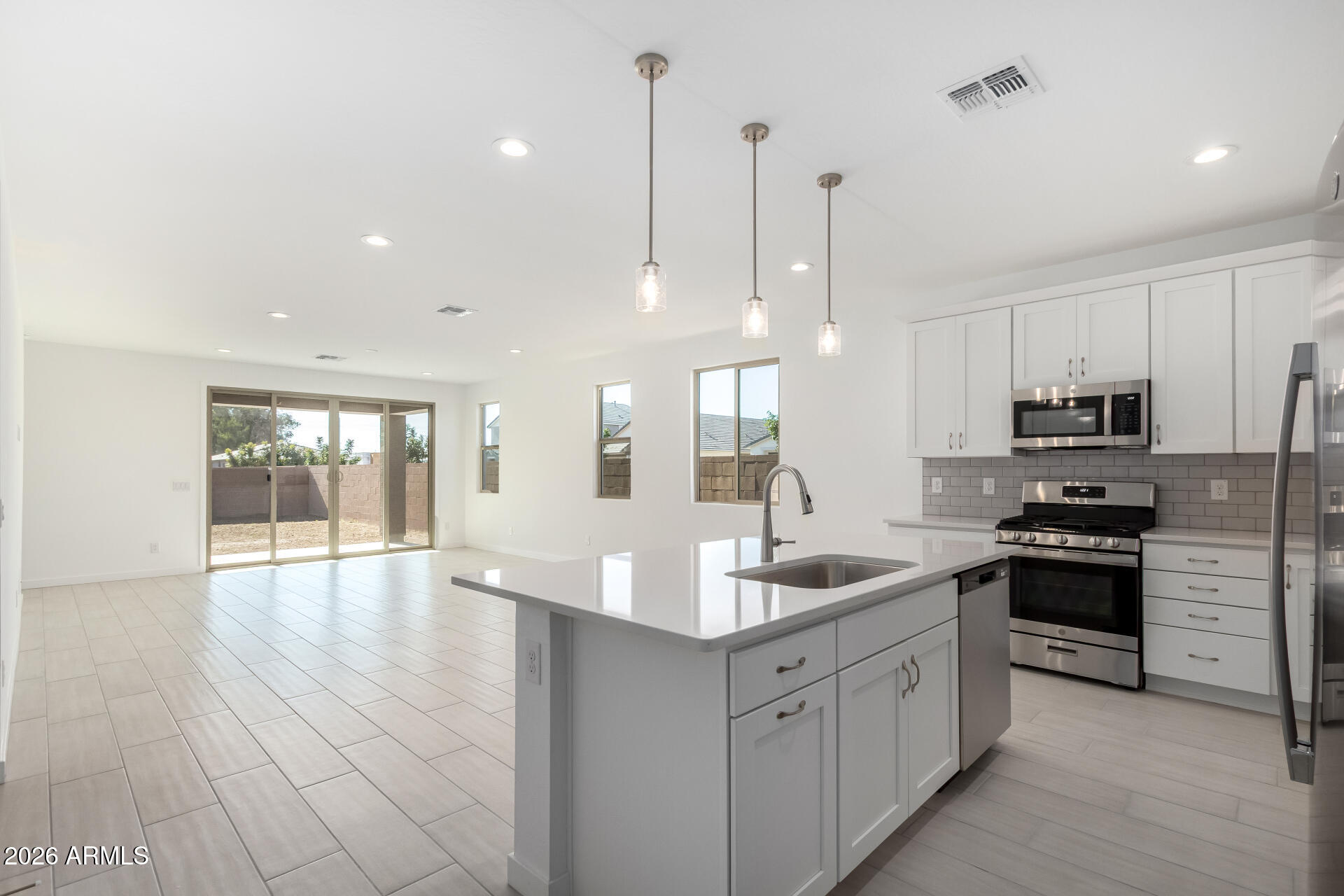 5447 W Manzanita Drive — photo