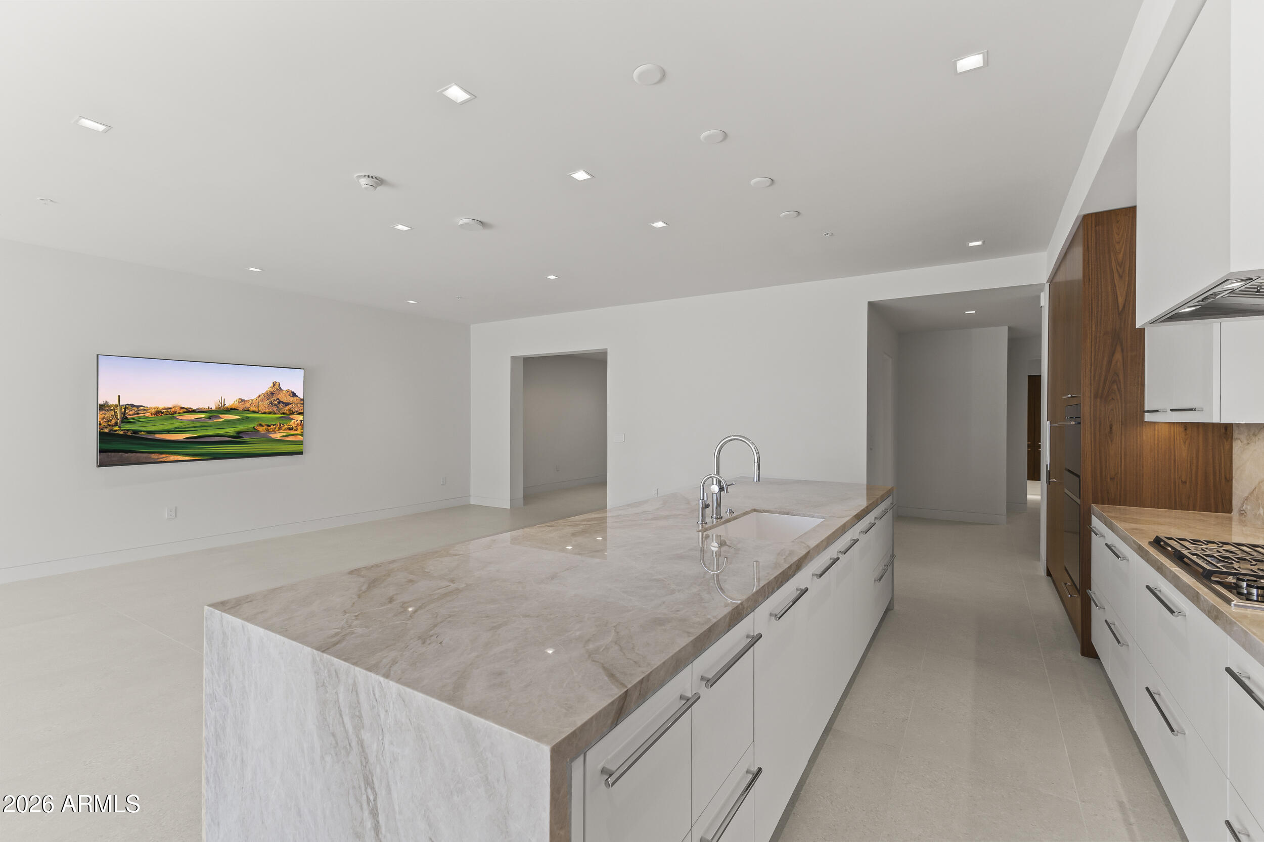 6587 N Palmeraie Boulevard 2021 — photo