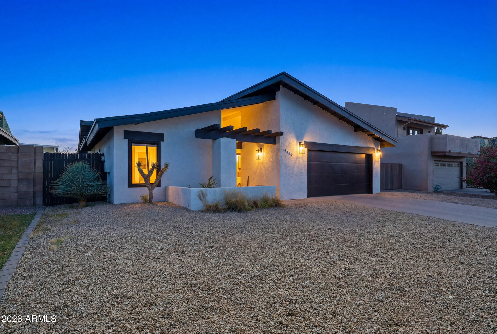 5449 E Cambridge Avenue — photo