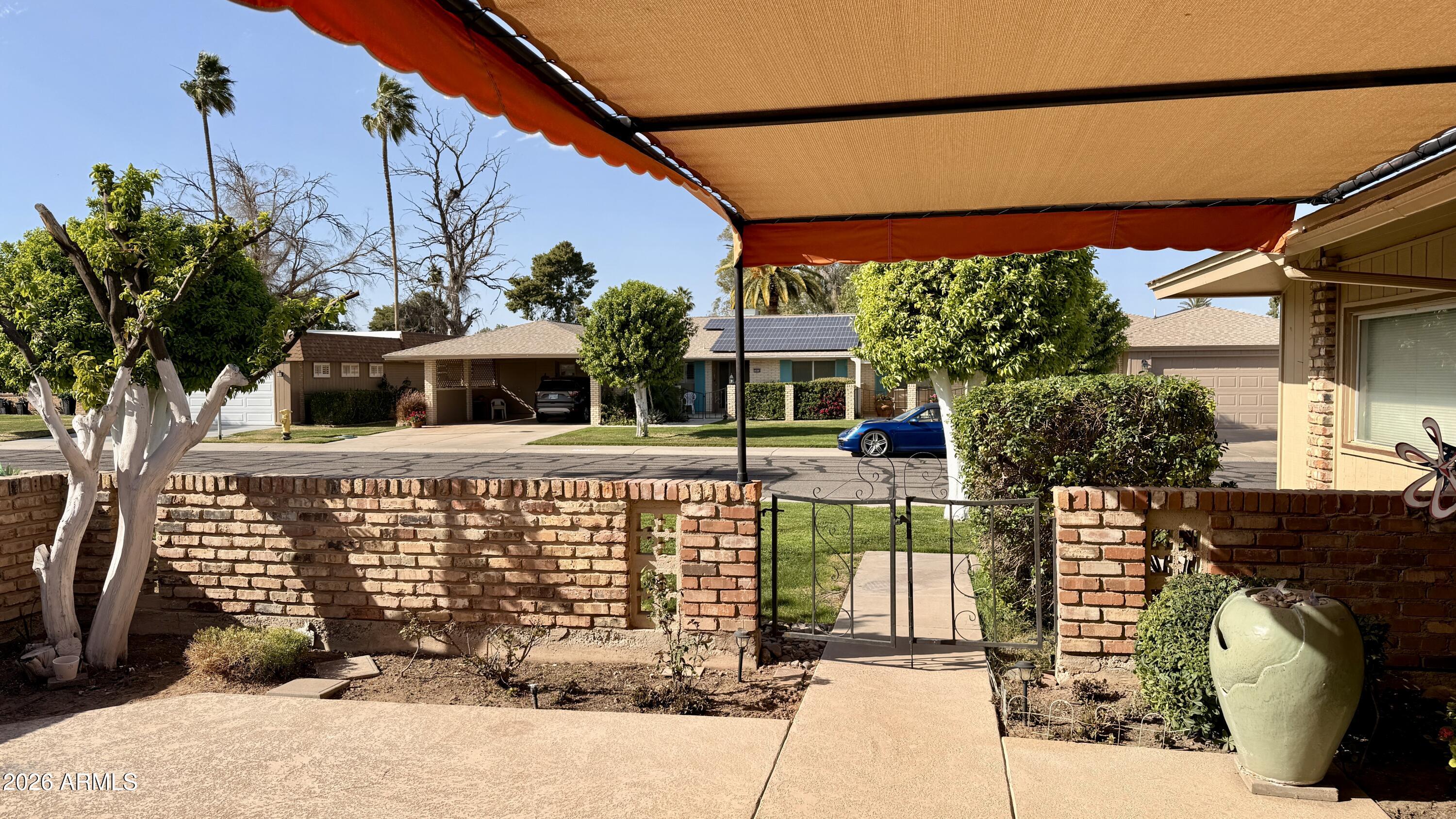 10015 W Mountain View Road — photo