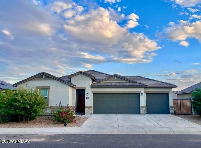 1033 W Beacon Drive — photo
