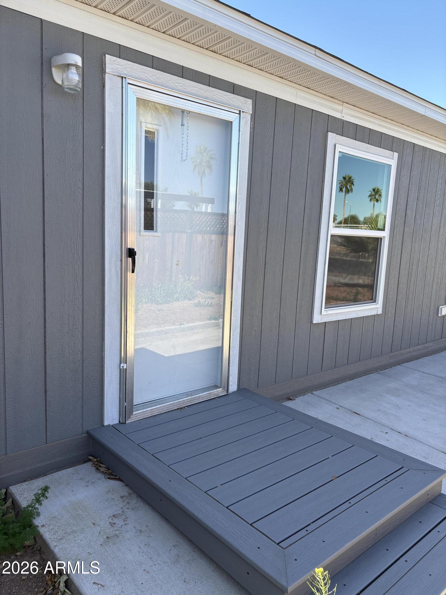 6515 W Sunnyslope Lane — photo