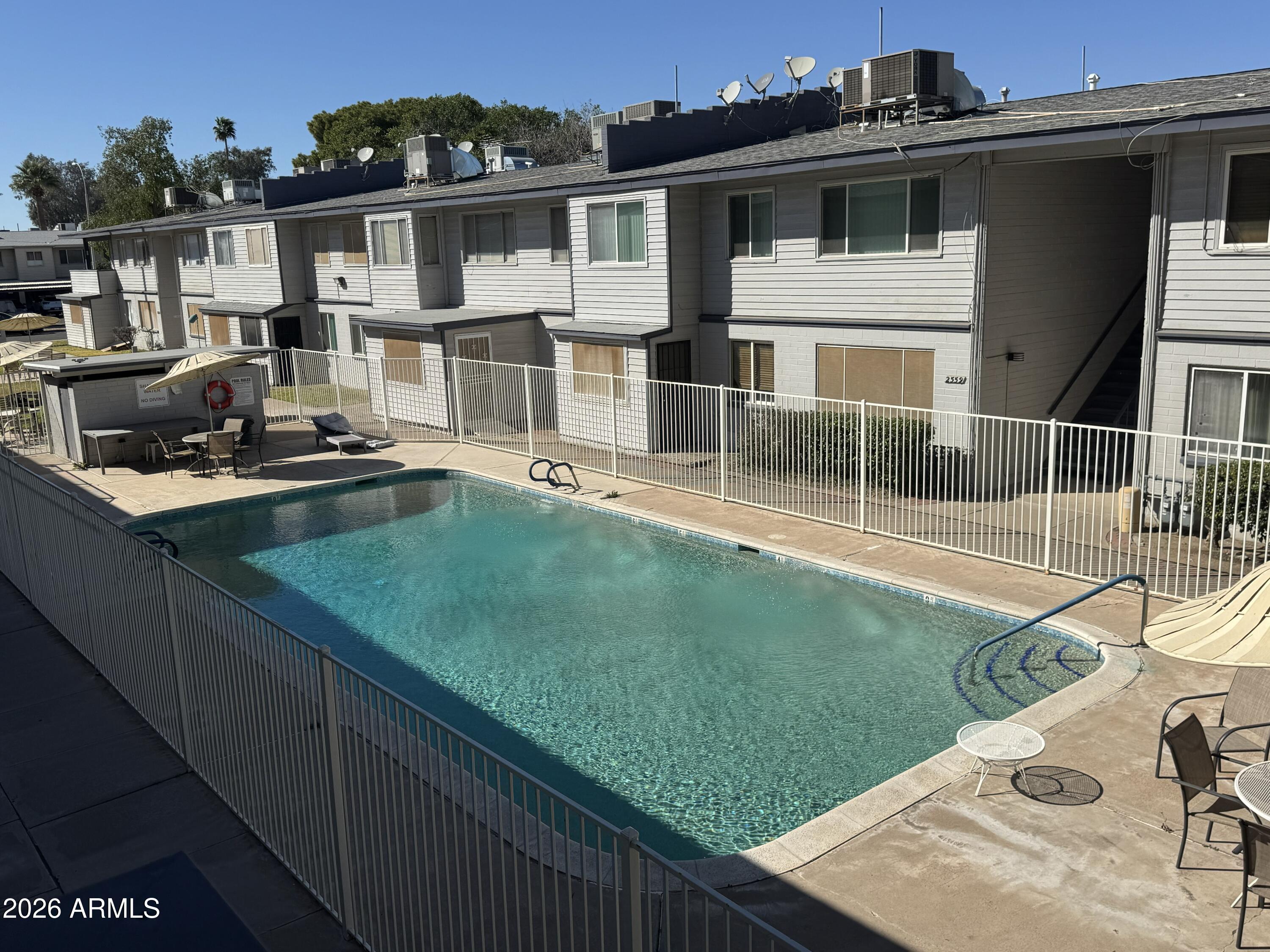 2549 W Rose Lane a213 — photo