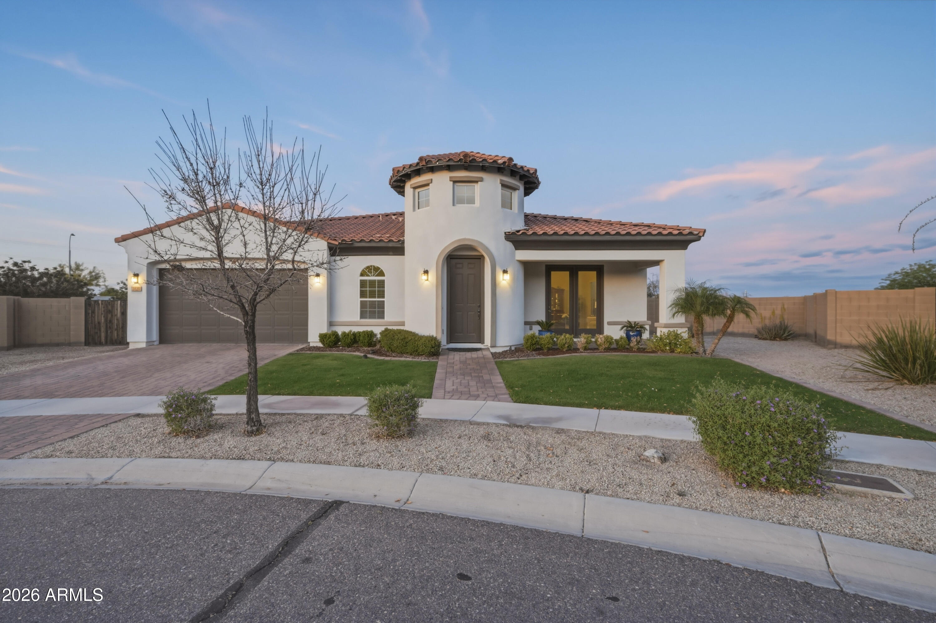 3130 E Valencia Drive — photo
