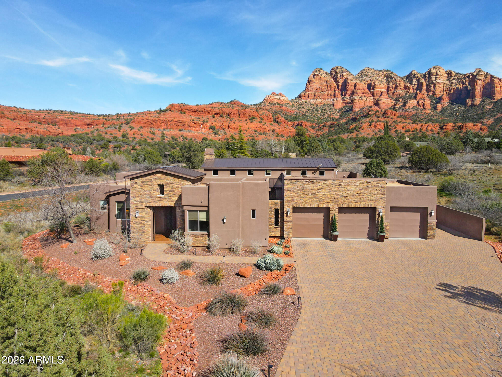 25 Cathedral Ranch Drive — photo
