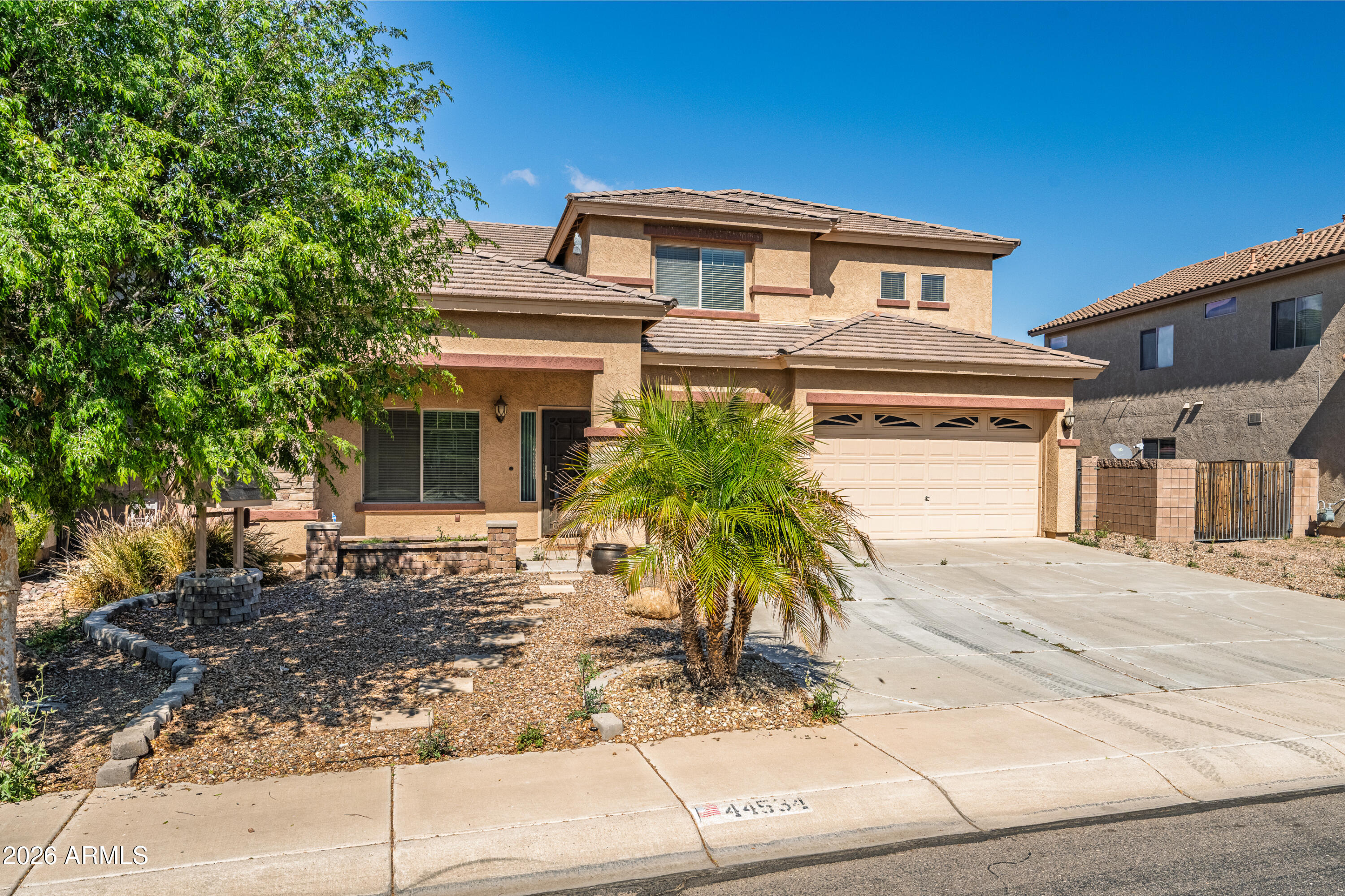 44534 W Vineyard Street — photo