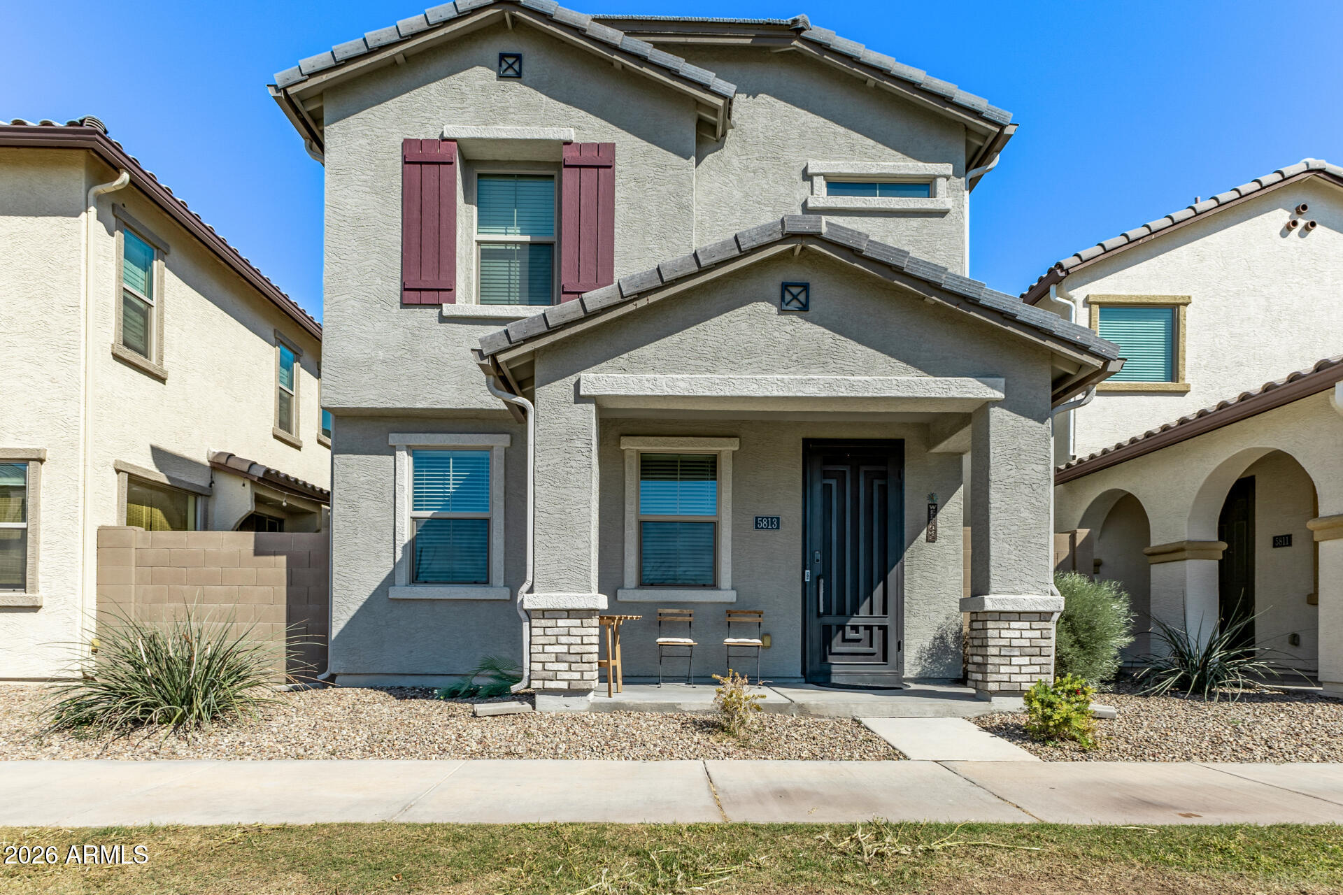 5813 W Warner Street — photo