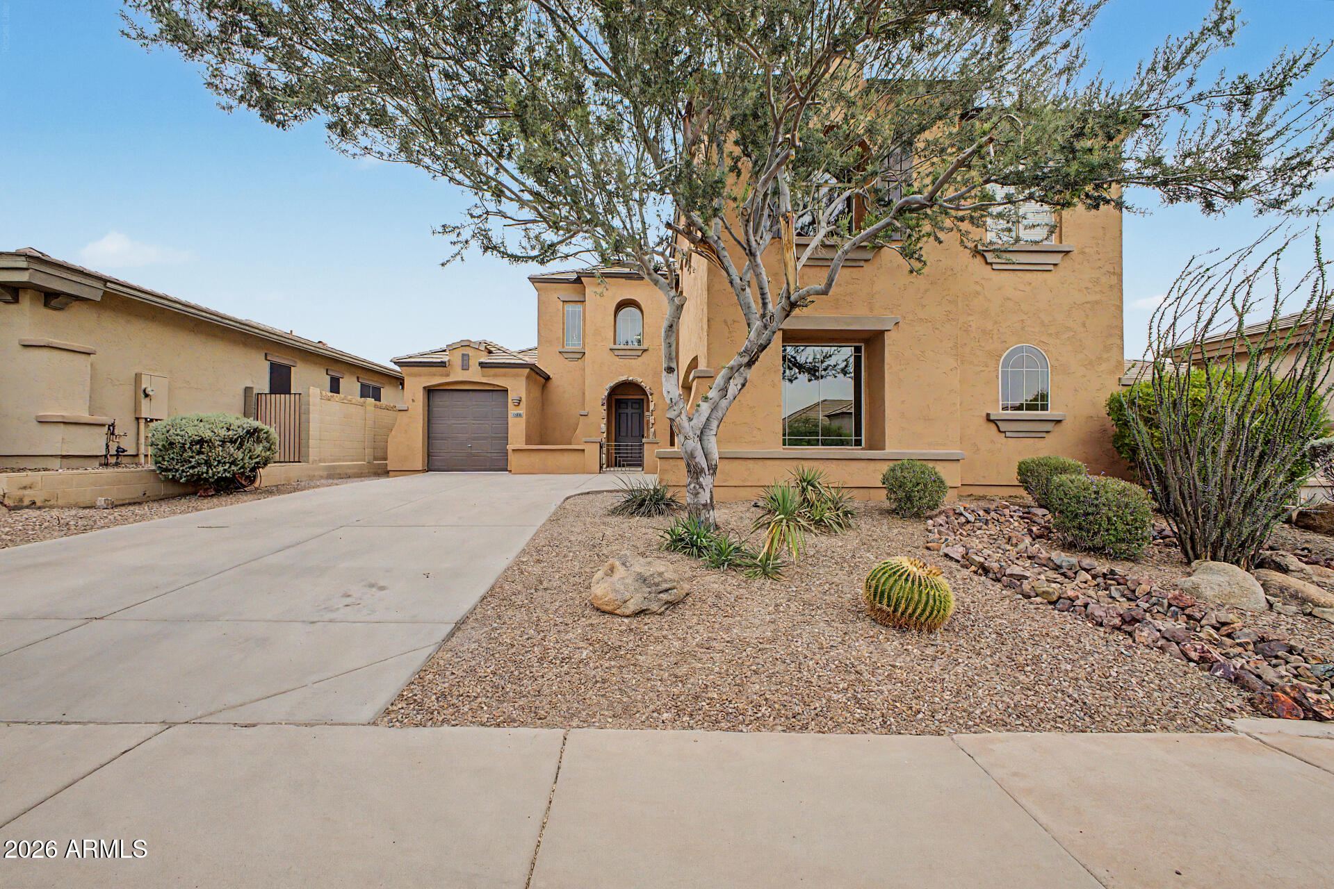 42931 N Livingstone Way — photo