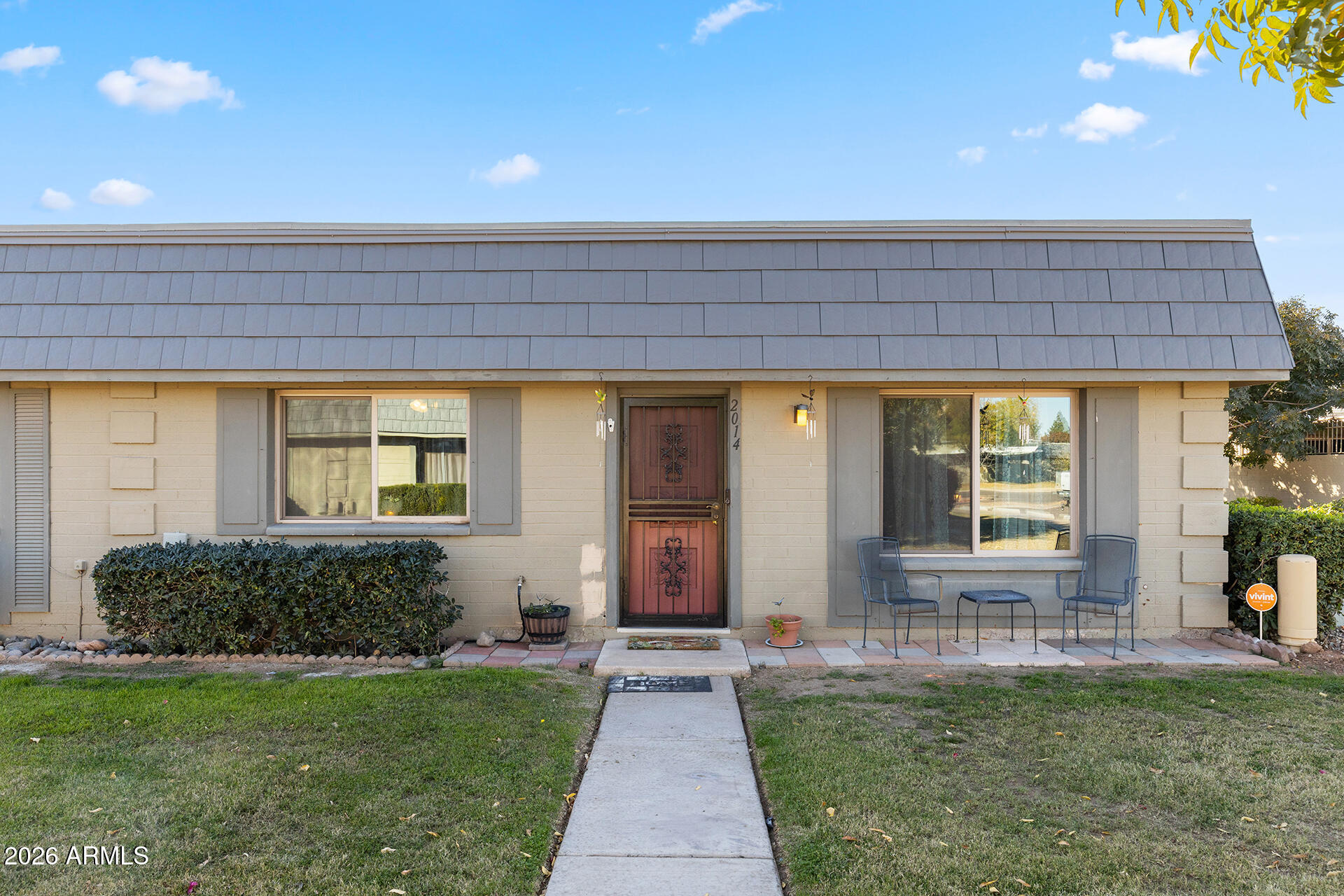 2014 W Highland Avenue — photo
