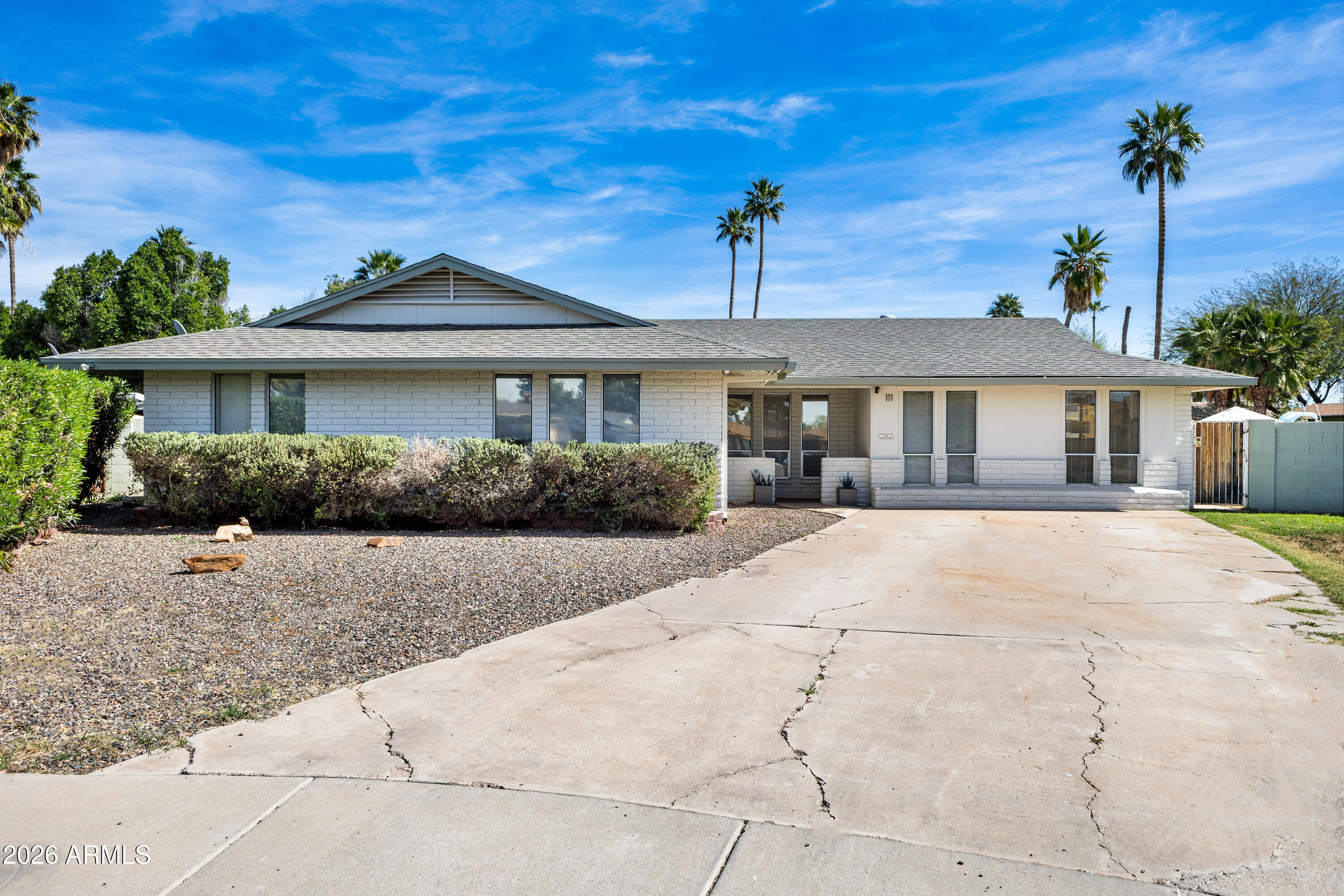 111 S Cholla Street — photo