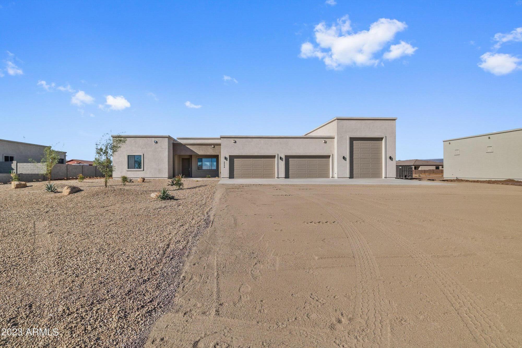 2534 W Fernwood Drive — photo