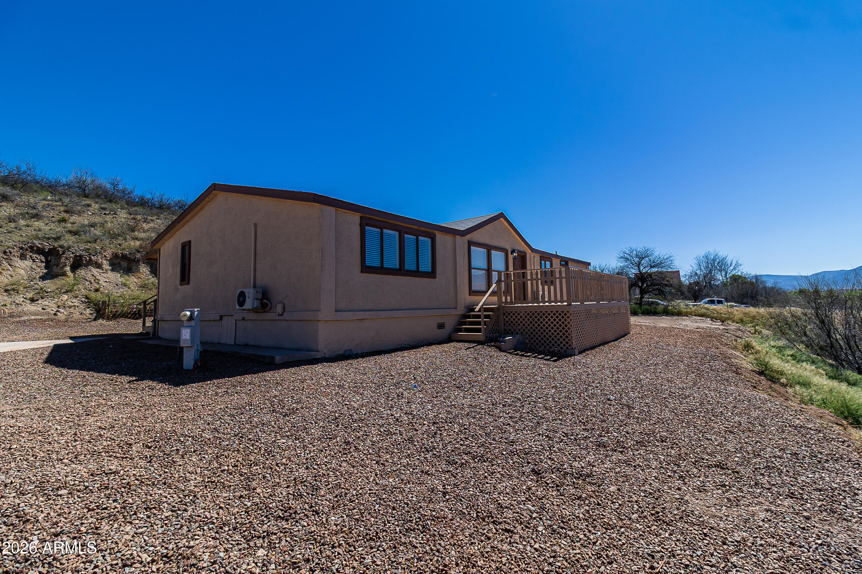 958 W Apache Trail — photo